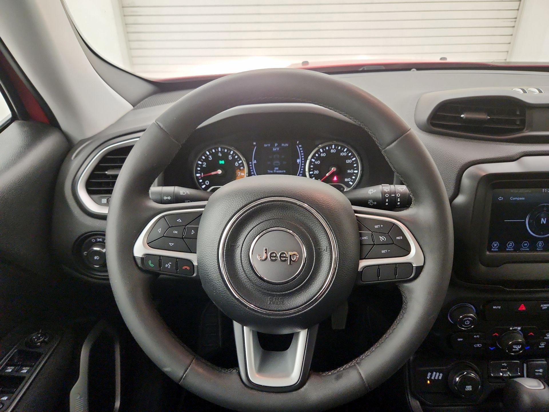 Thumbnail: 2018 Jeep Renegade - 10