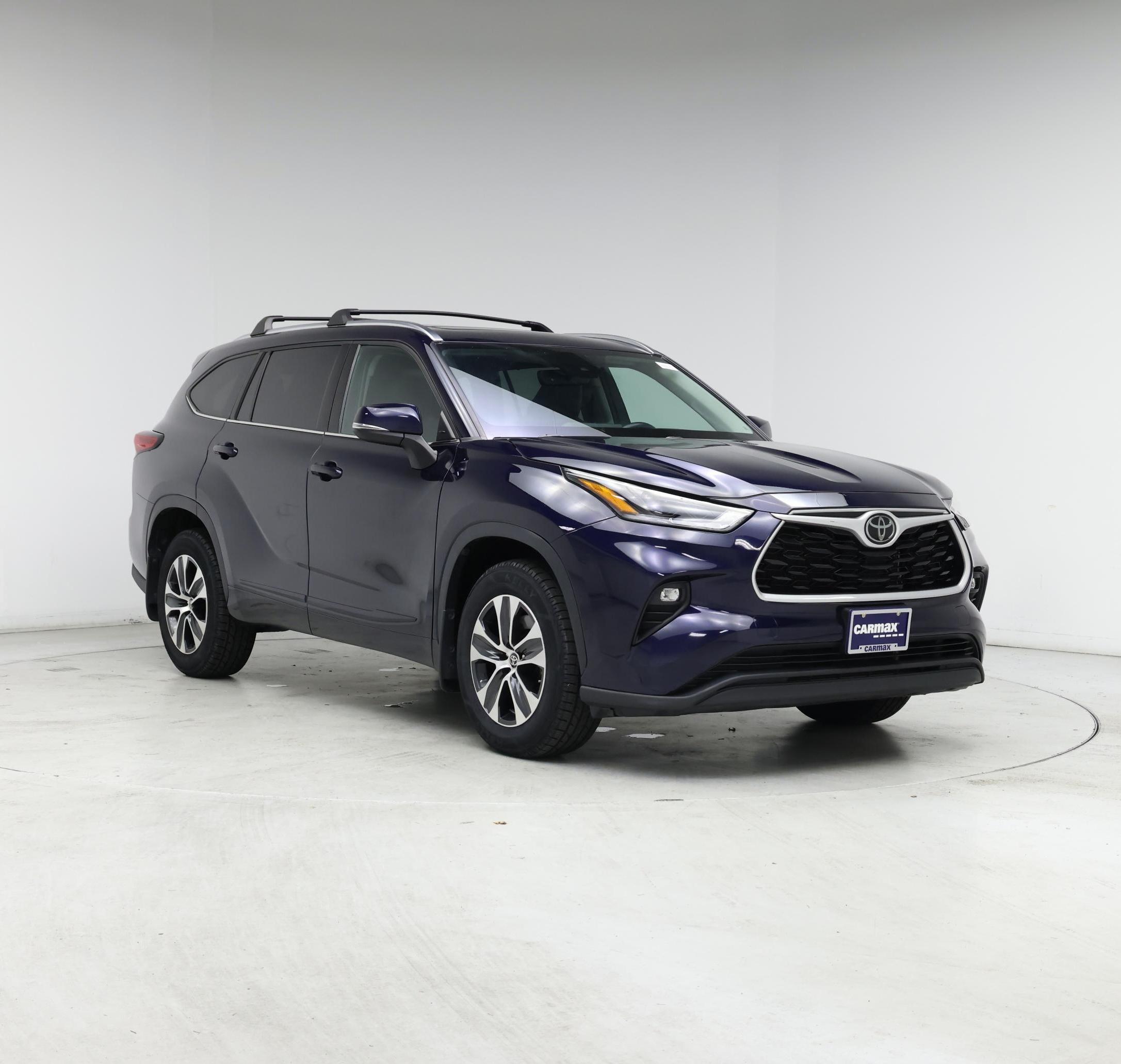 Thumbnail: 2021 Toyota Highlander - 7