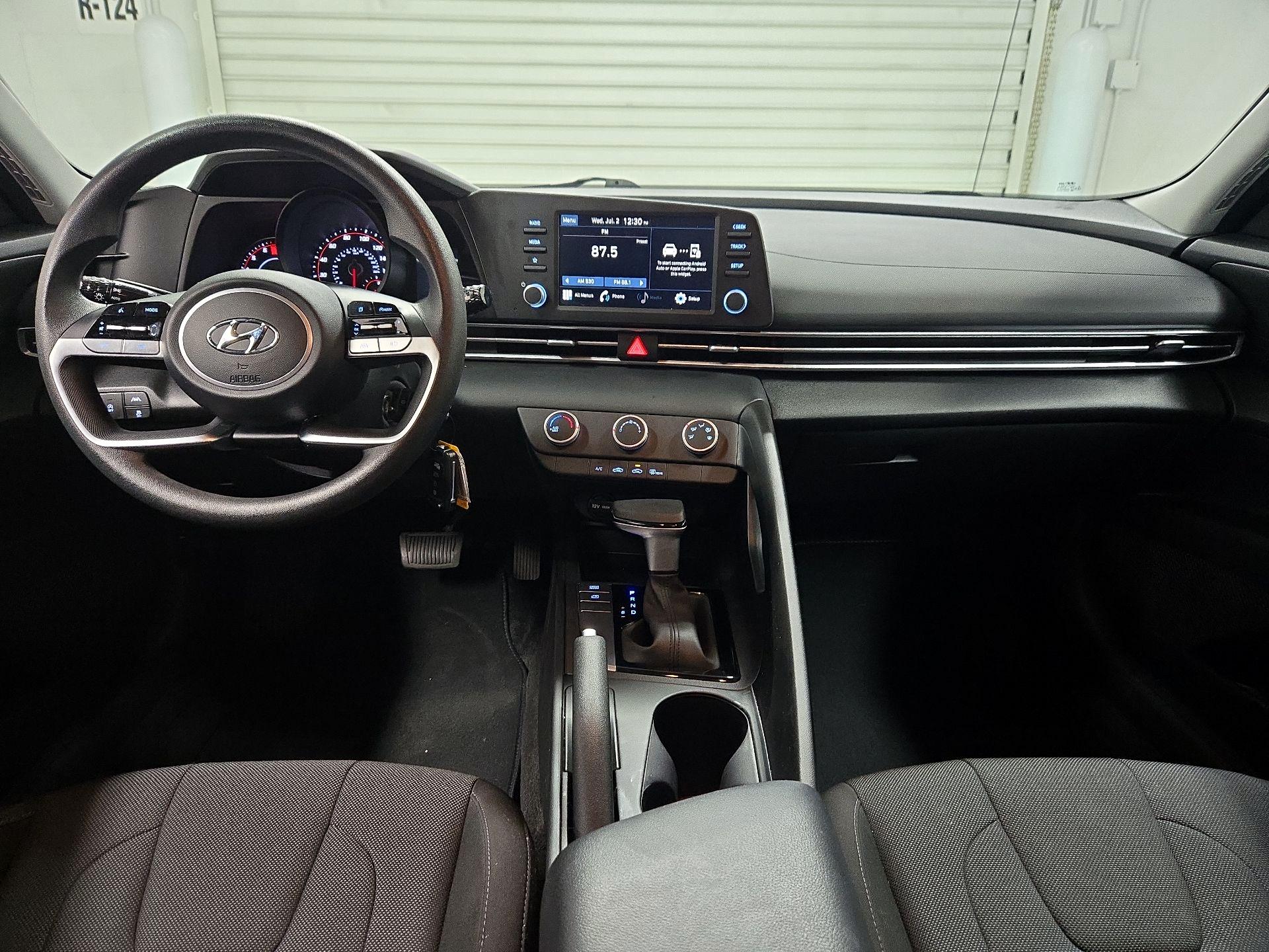 Thumbnail: 2023 Hyundai Elantra - 9