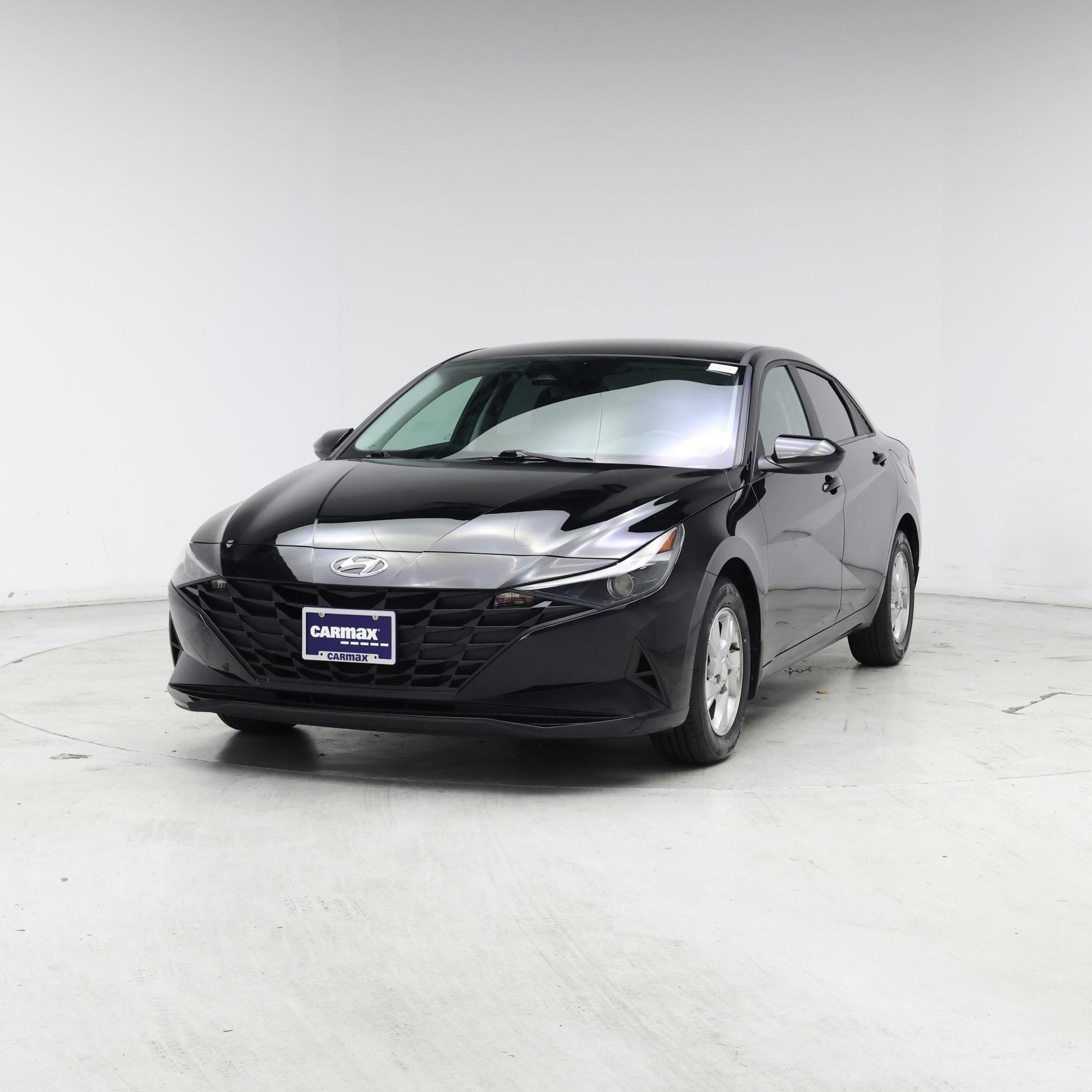 Thumbnail: 2023 Hyundai Elantra - 4