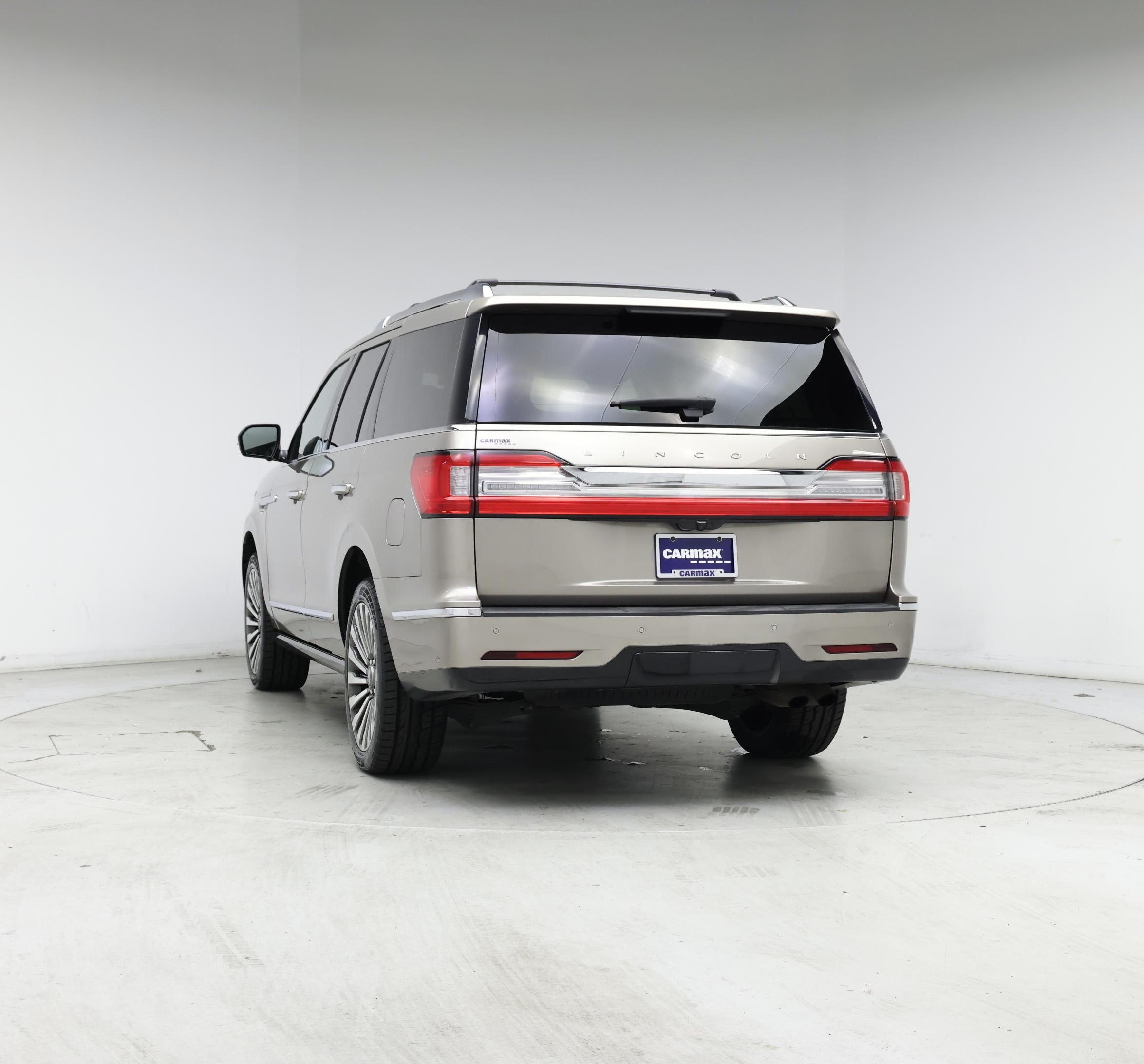 Thumbnail: 2019 Lincoln Navigator - 6