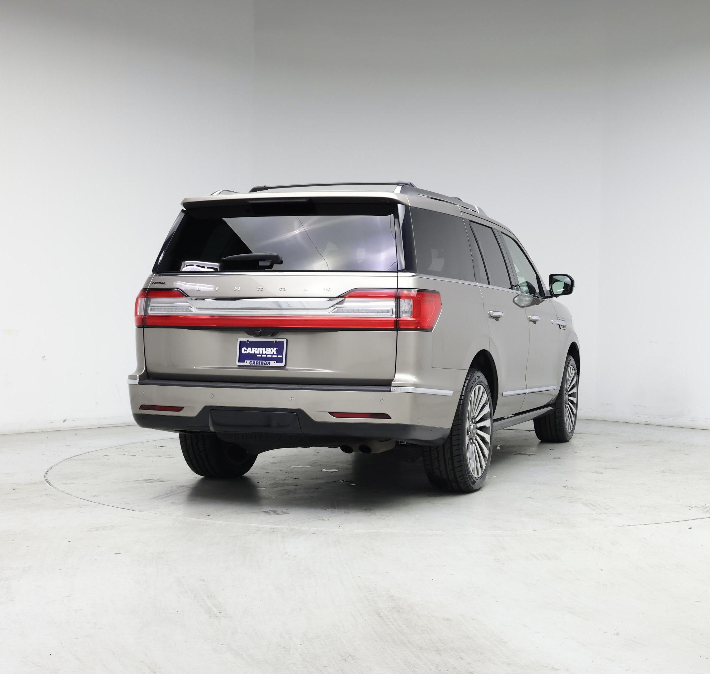Thumbnail: 2019 Lincoln Navigator - 8