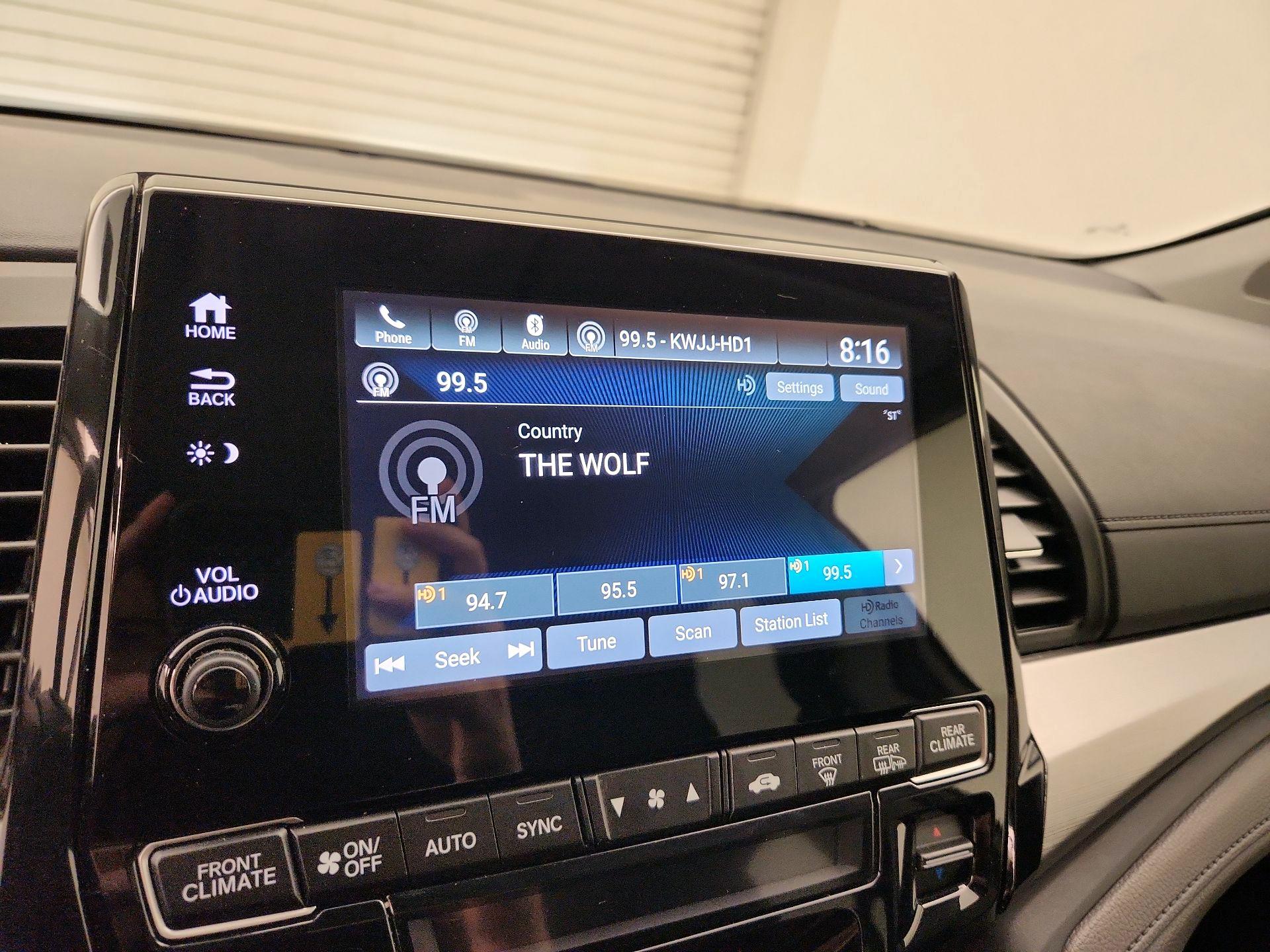 Thumbnail: 2019 Honda Odyssey - 15