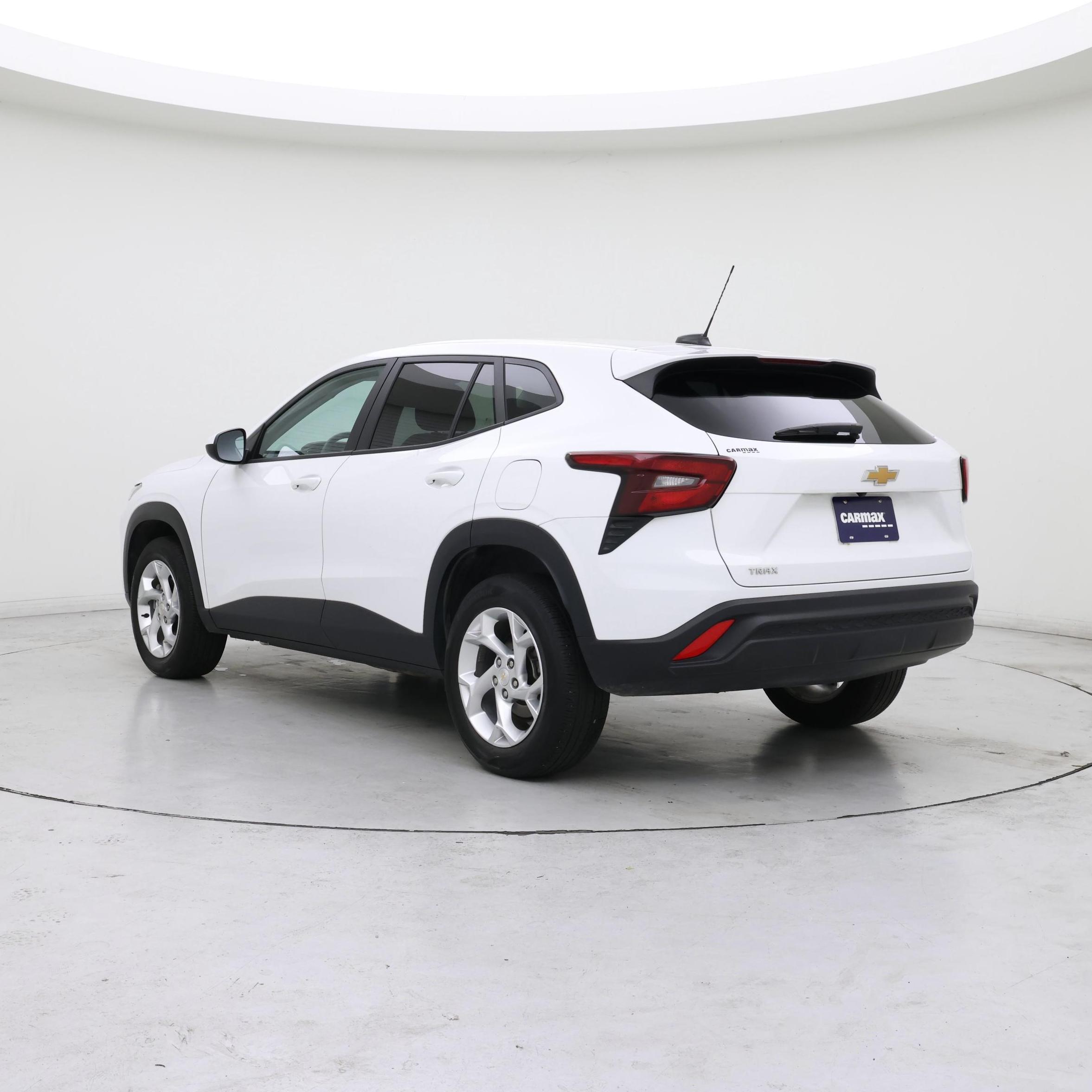 Thumbnail: 2024 Chevrolet Trax - 2