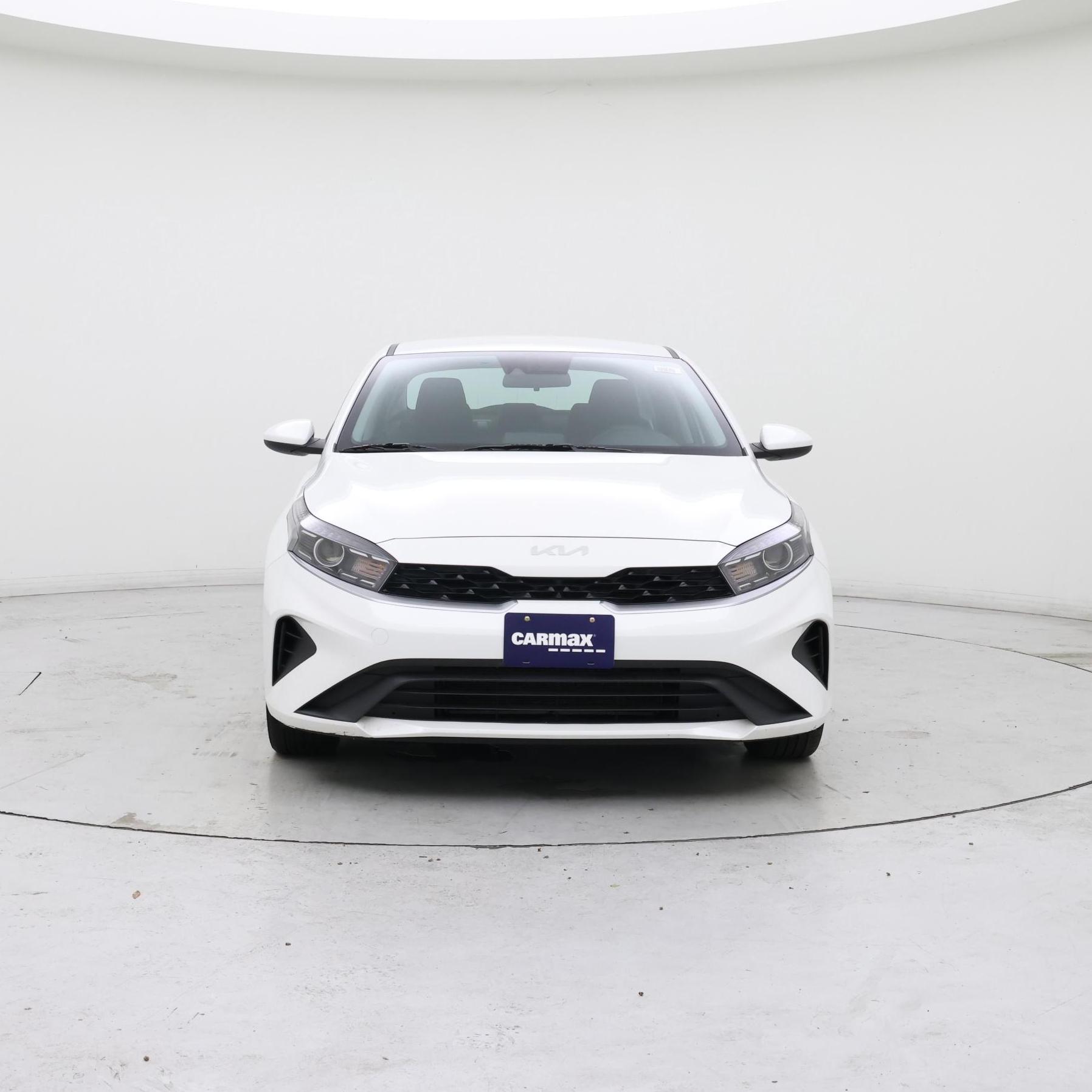 Thumbnail: 2023 Kia Forte - 5