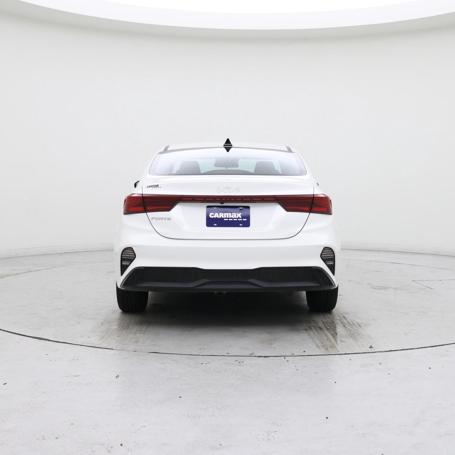 Thumbnail: 2023 Kia Forte - 6