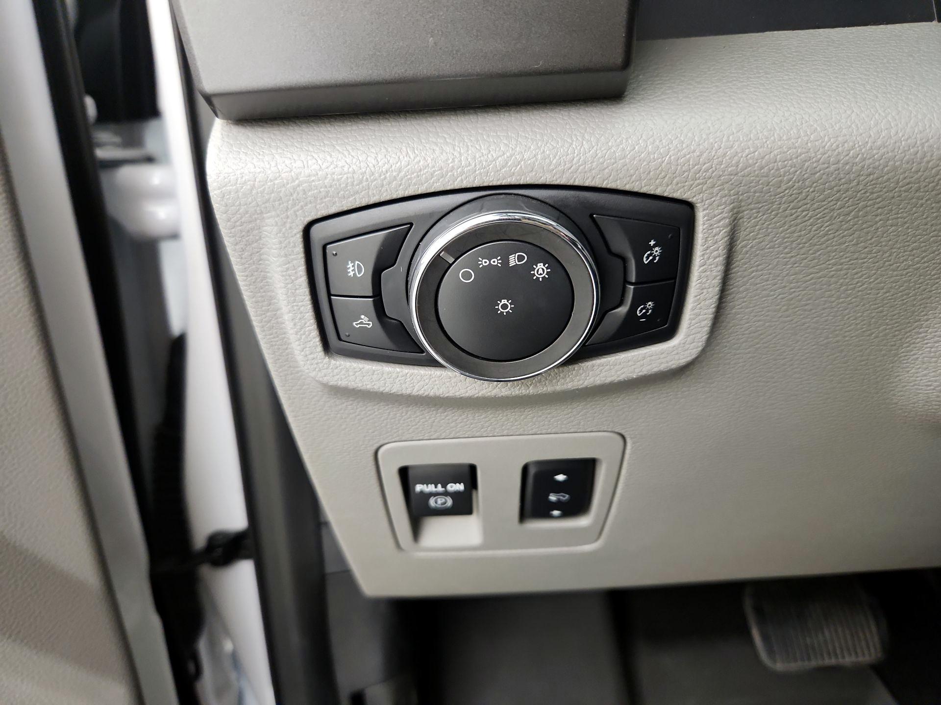 Thumbnail: 2020 Ford F-150 - 13