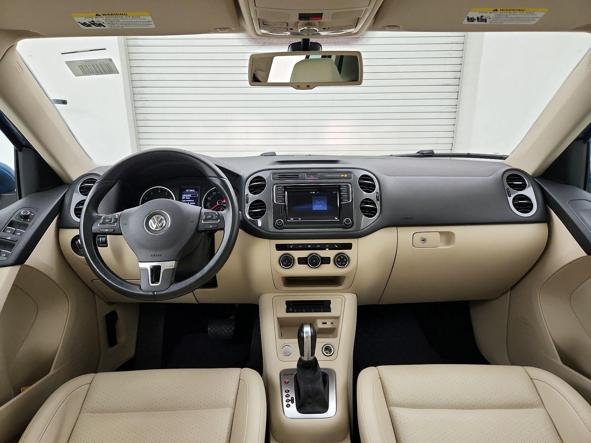 Thumbnail: 2017 Volkswagen Tiguan - 9