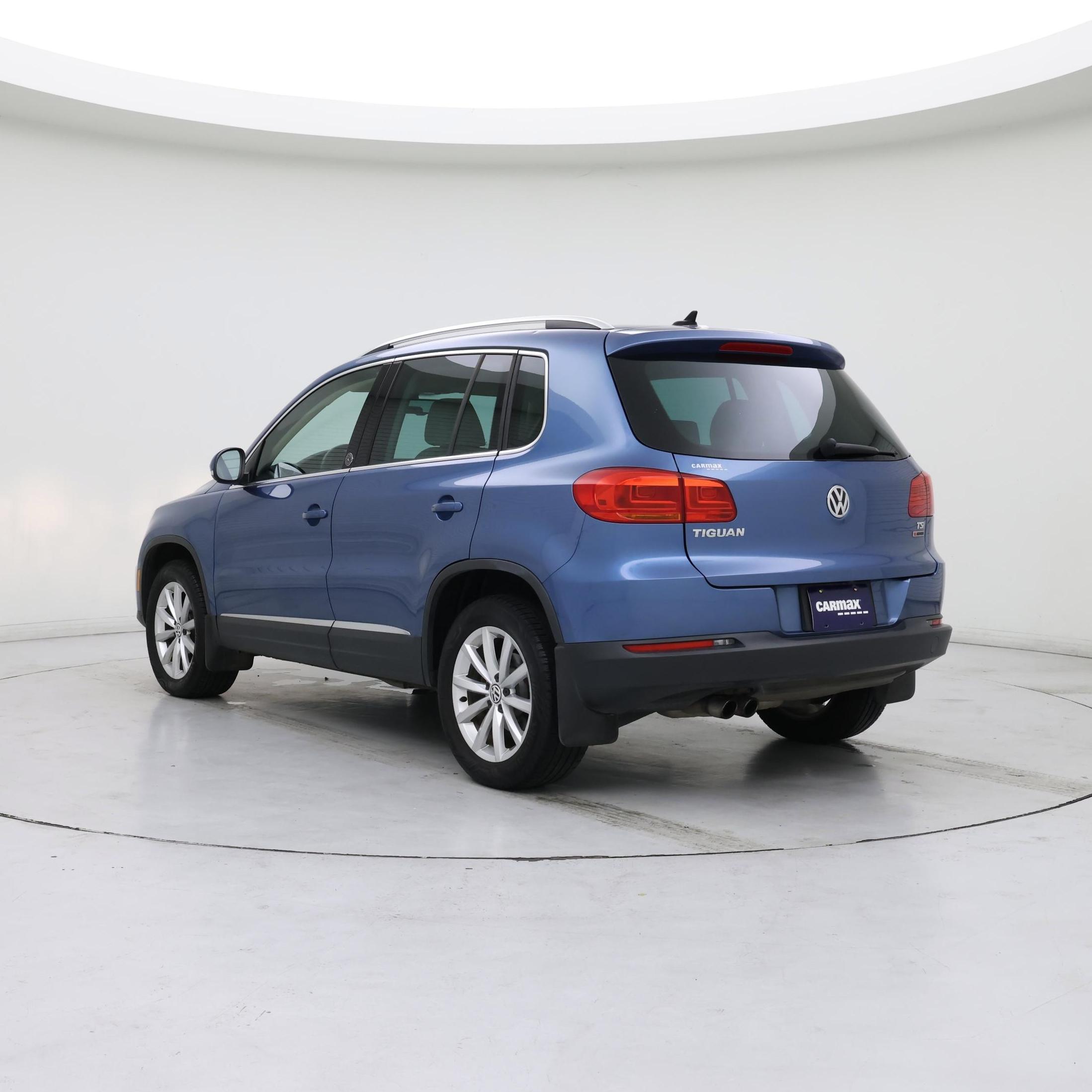 Thumbnail: 2017 Volkswagen Tiguan - 2