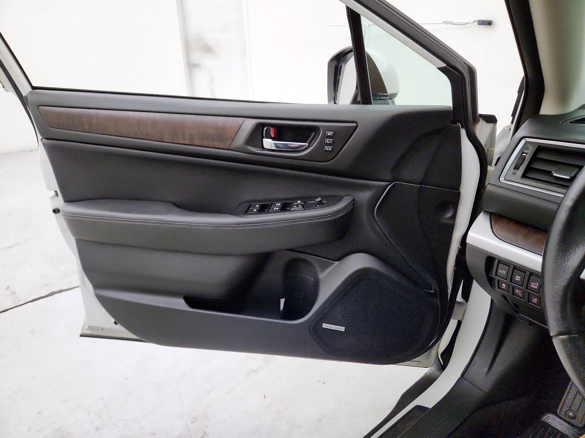 Thumbnail: 2017 Subaru Outback - 12