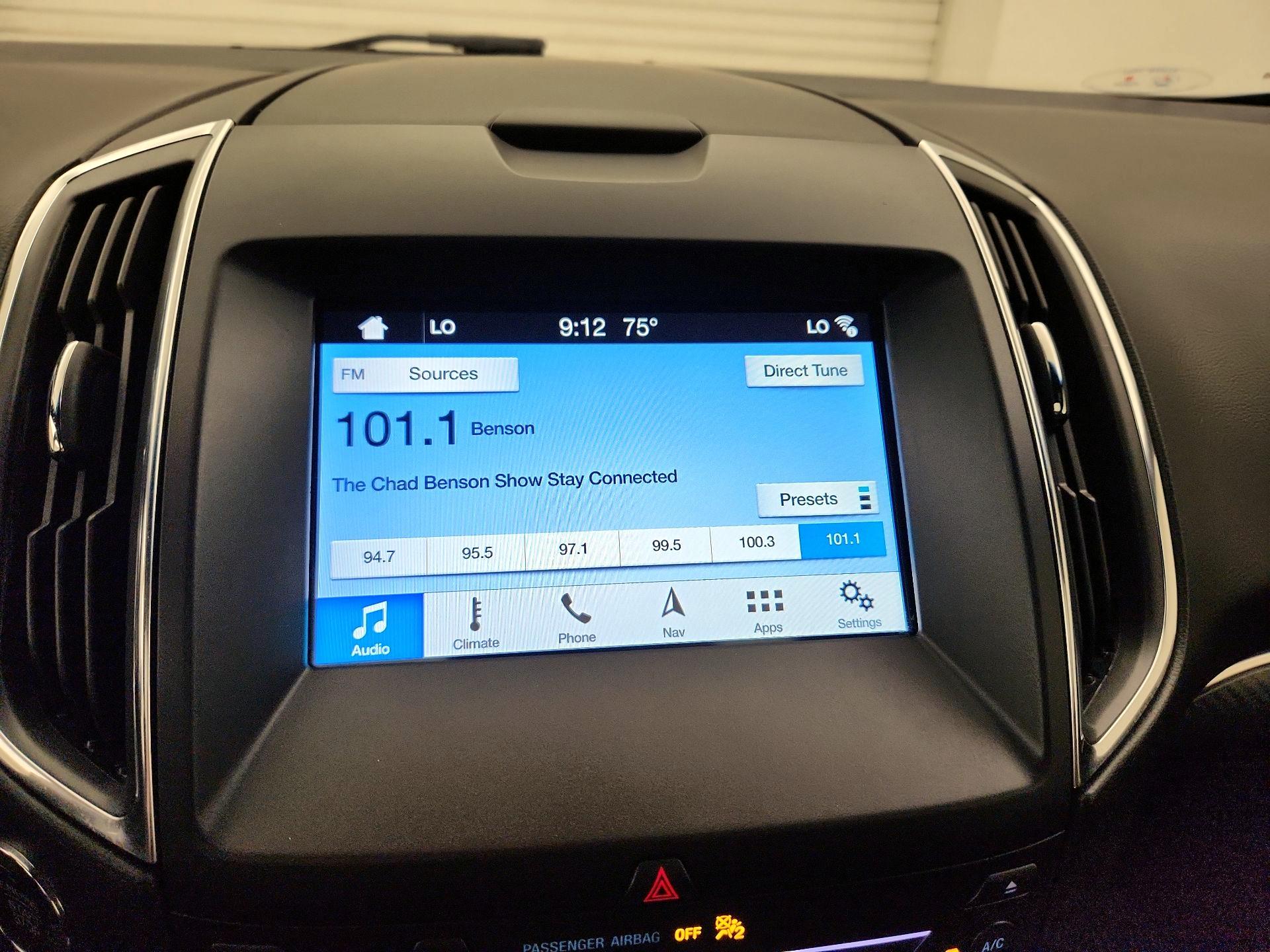 Thumbnail: 2019 Ford Edge - 16
