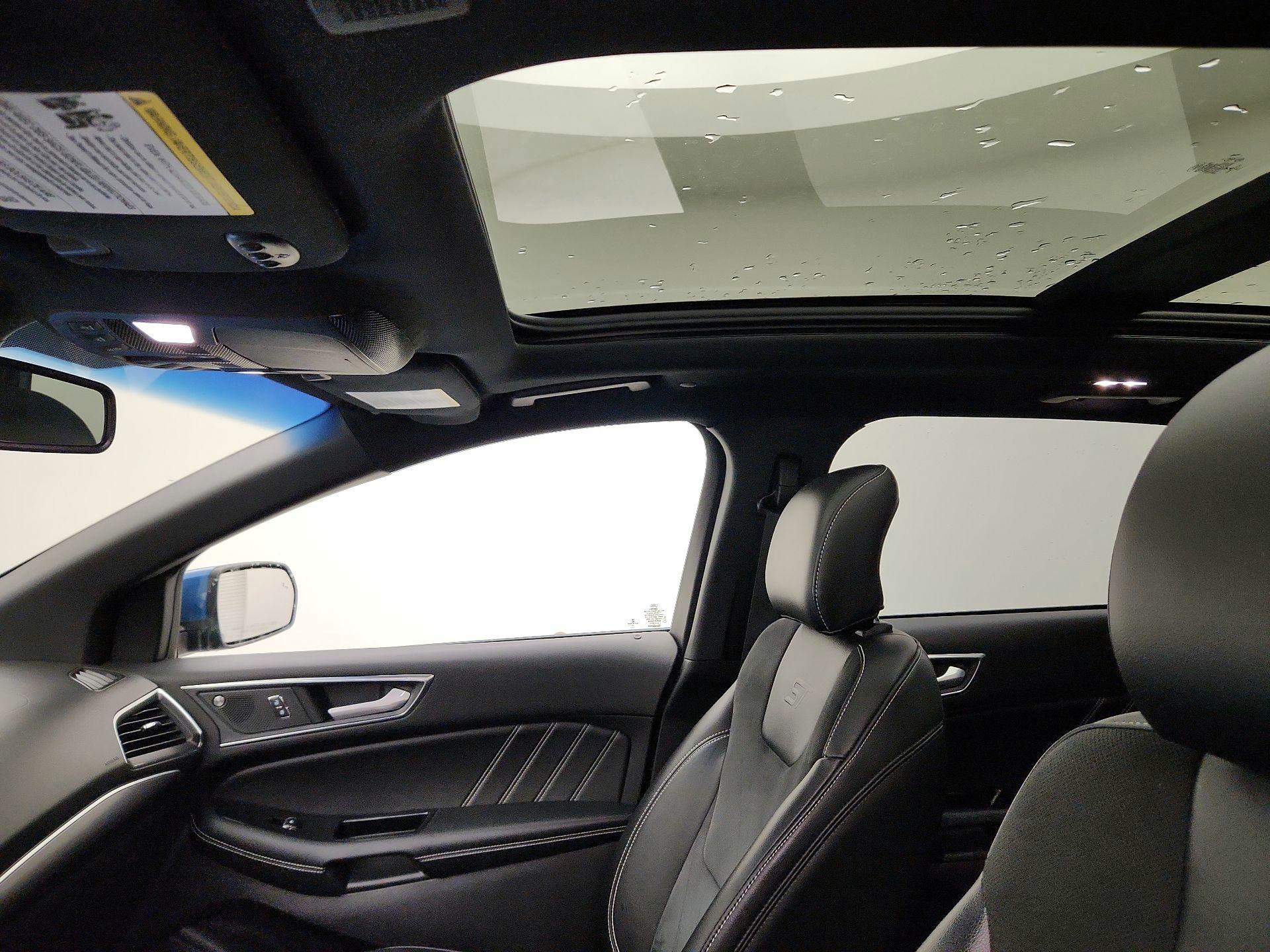 Thumbnail: 2019 Ford Edge - 20