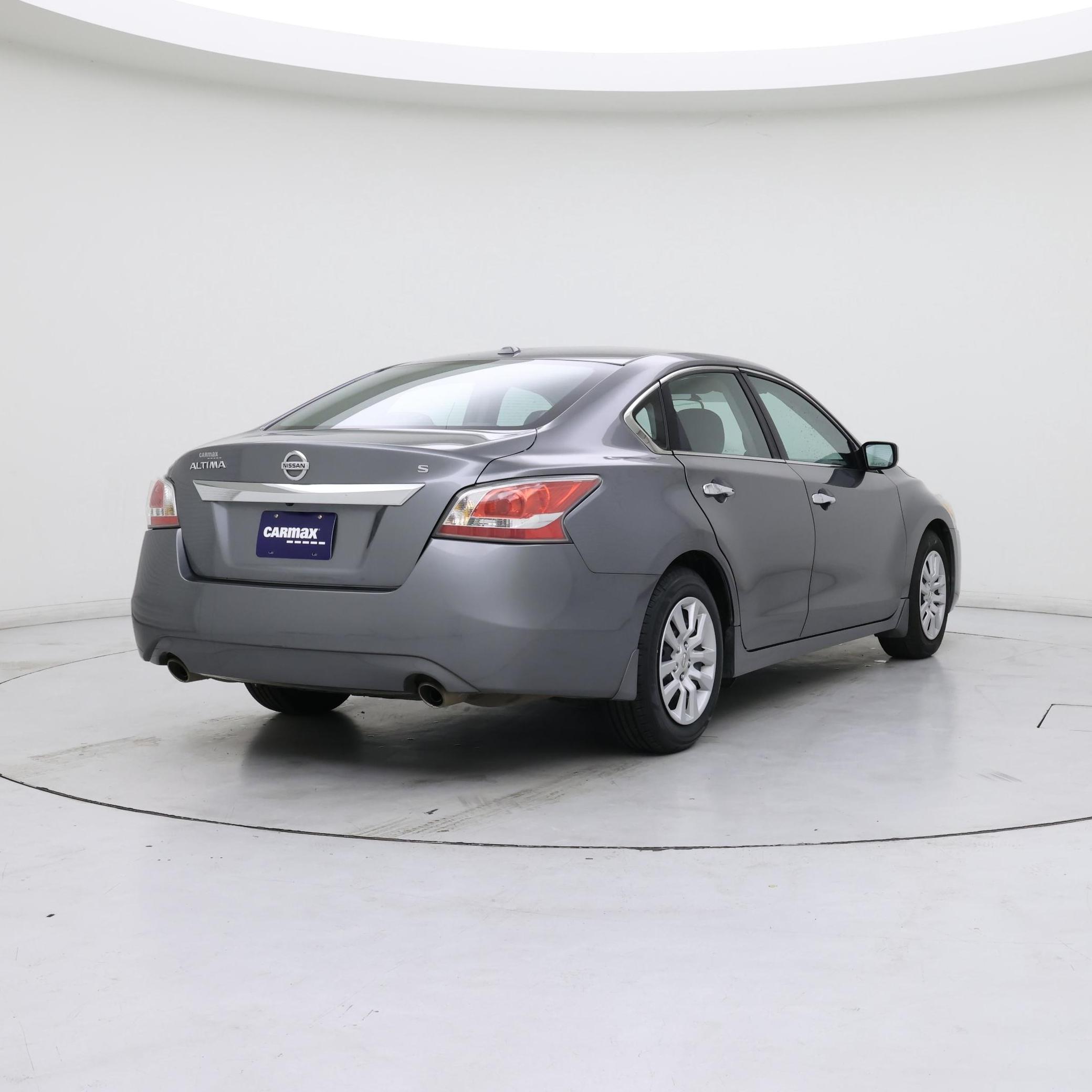 Thumbnail: 2015 Nissan Altima - 8