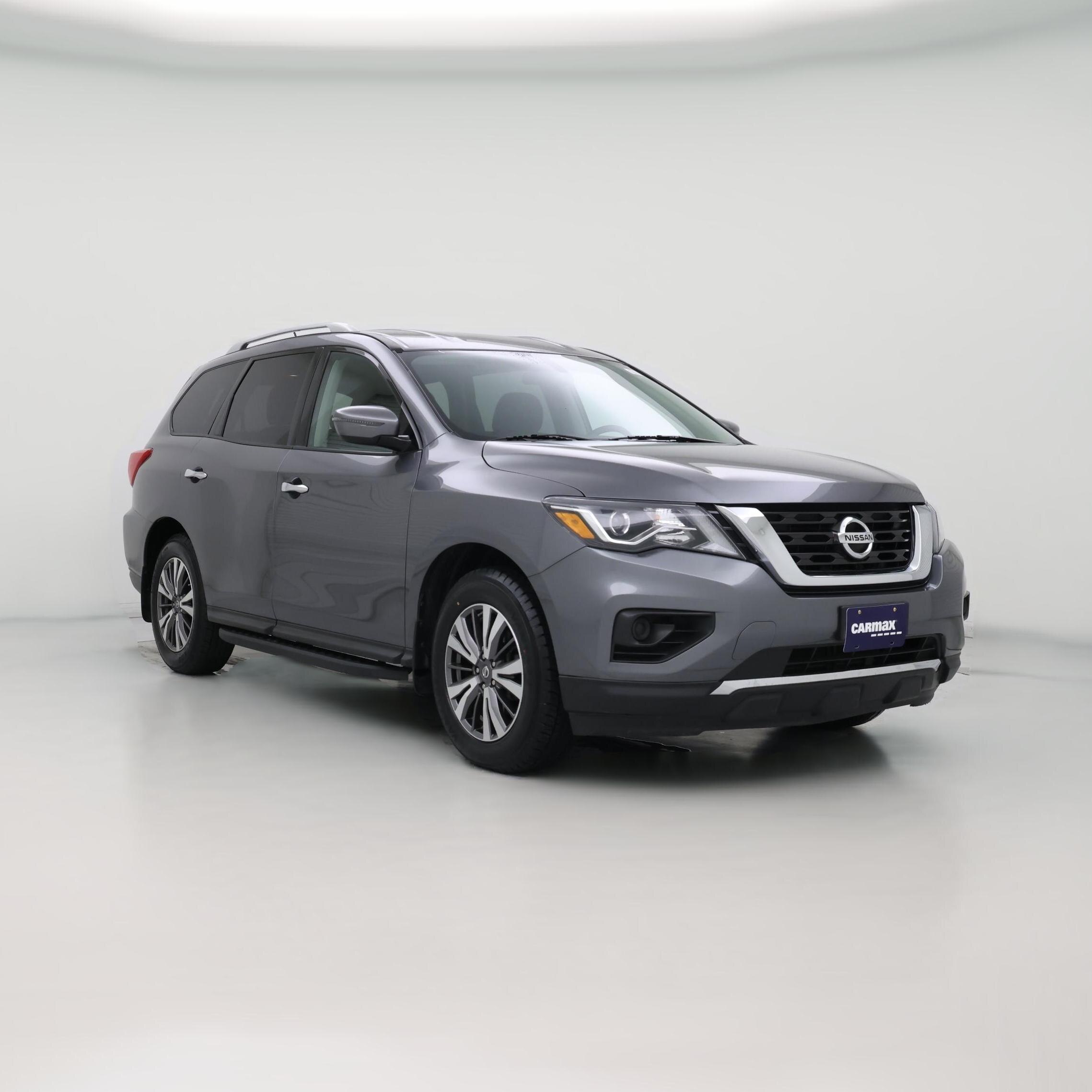 Thumbnail: 2017 Nissan Pathfinder - 1