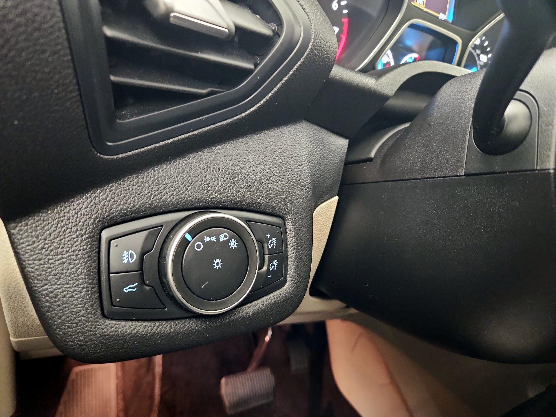 Thumbnail: 2019 Ford Escape - 13
