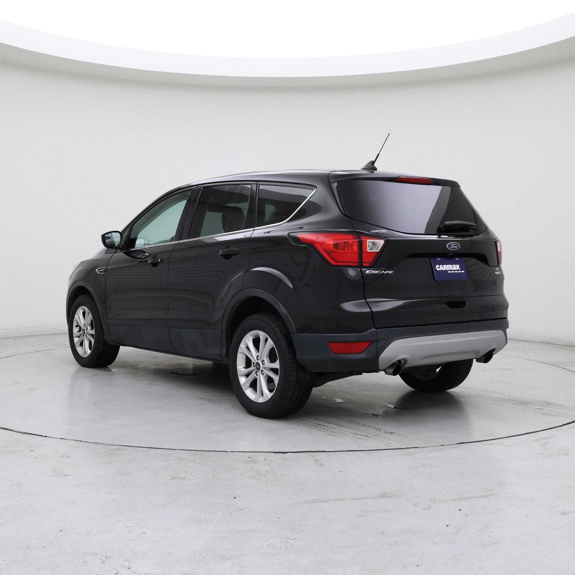 Thumbnail: 2019 Ford Escape - 2