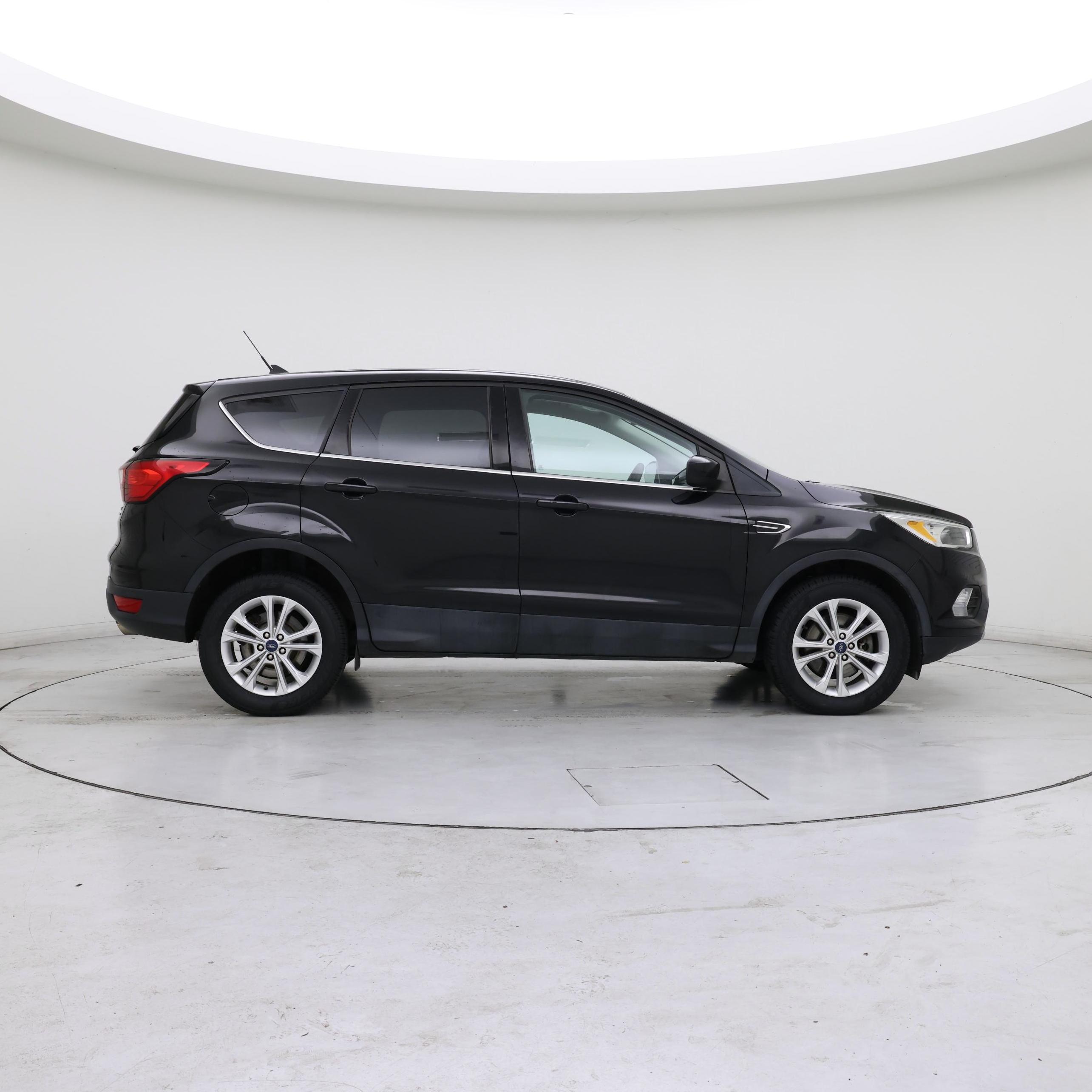 Thumbnail: 2019 Ford Escape - 7