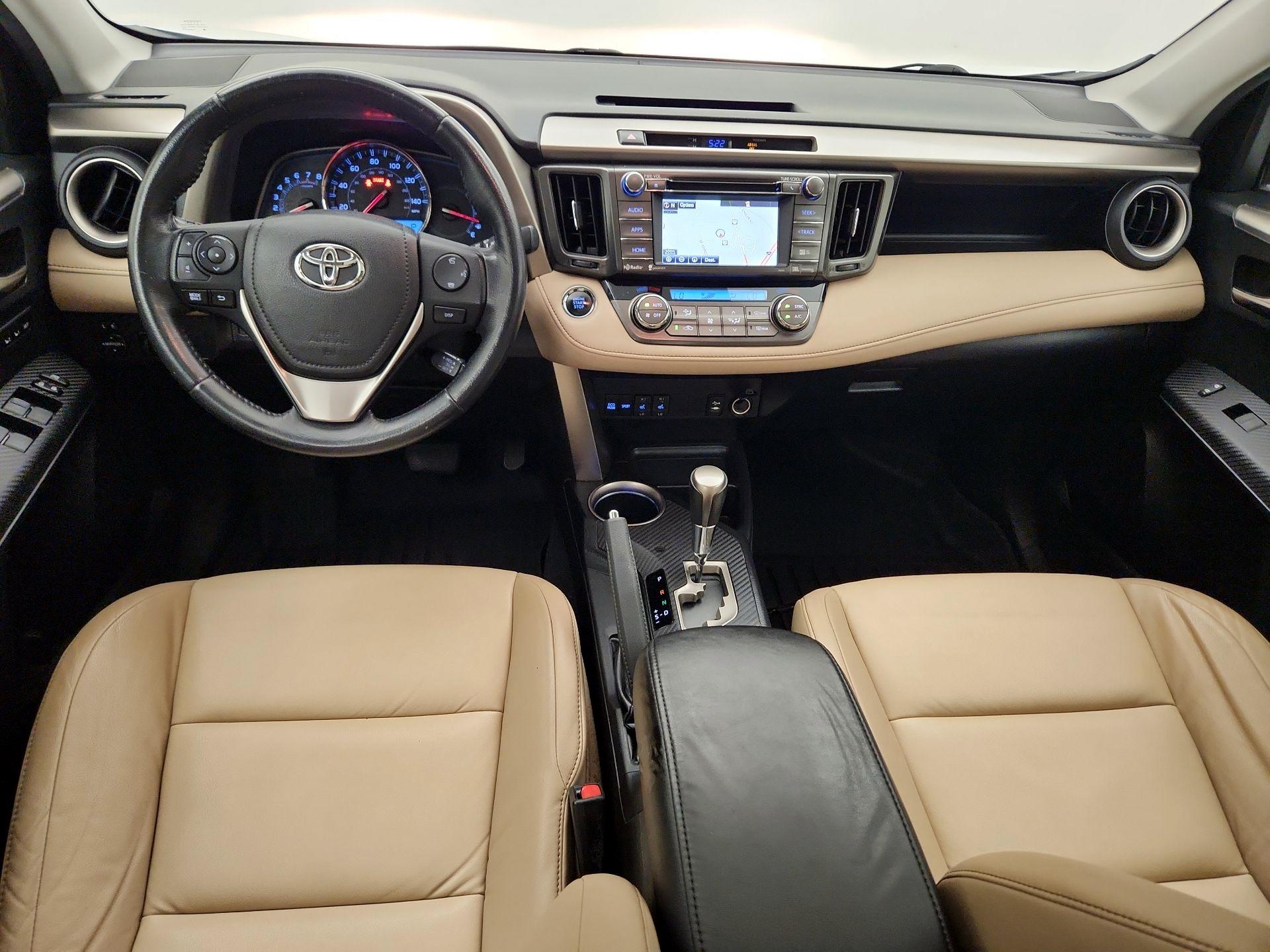 Thumbnail: 2015 Toyota RAV4 - 9