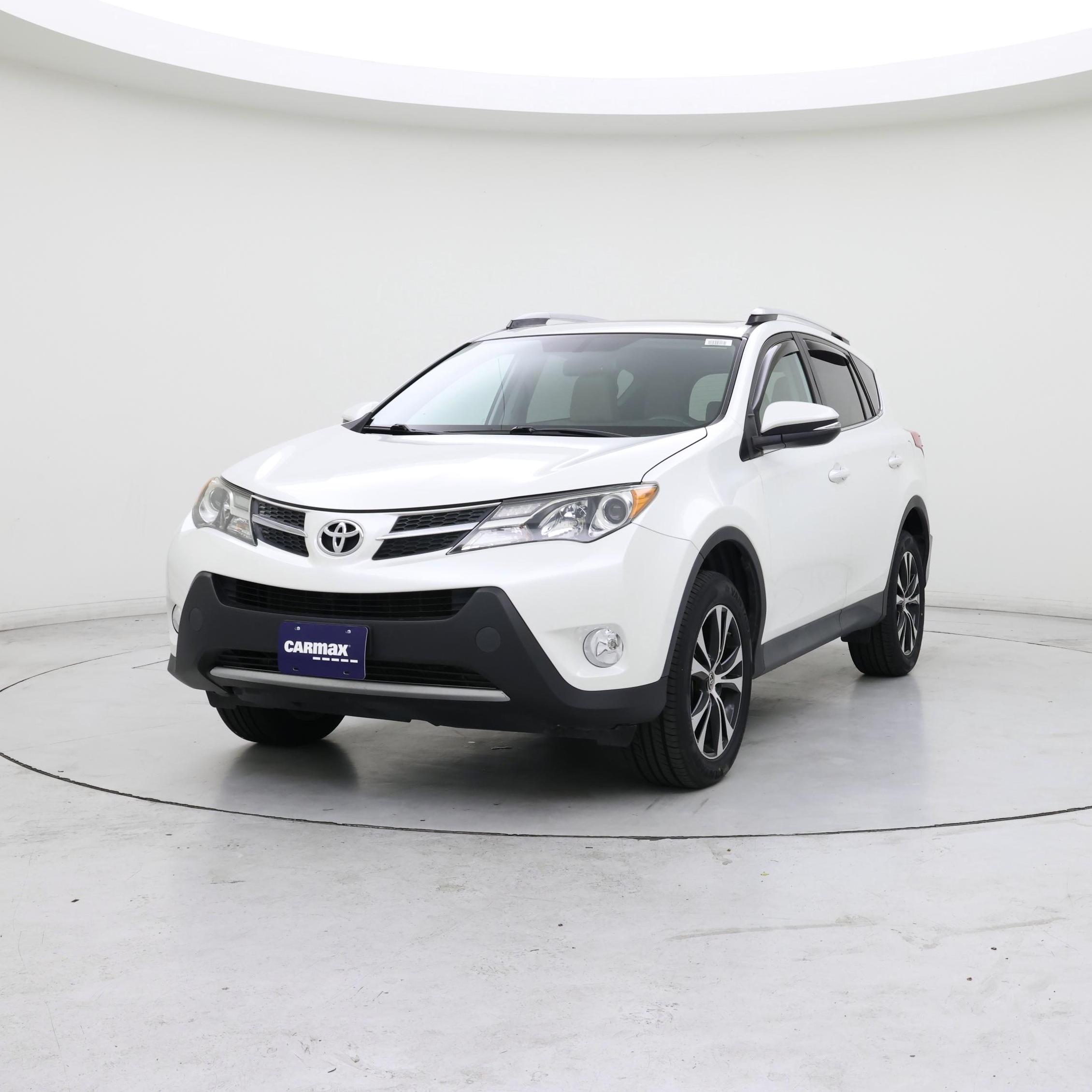 Thumbnail: 2015 Toyota RAV4 - 4