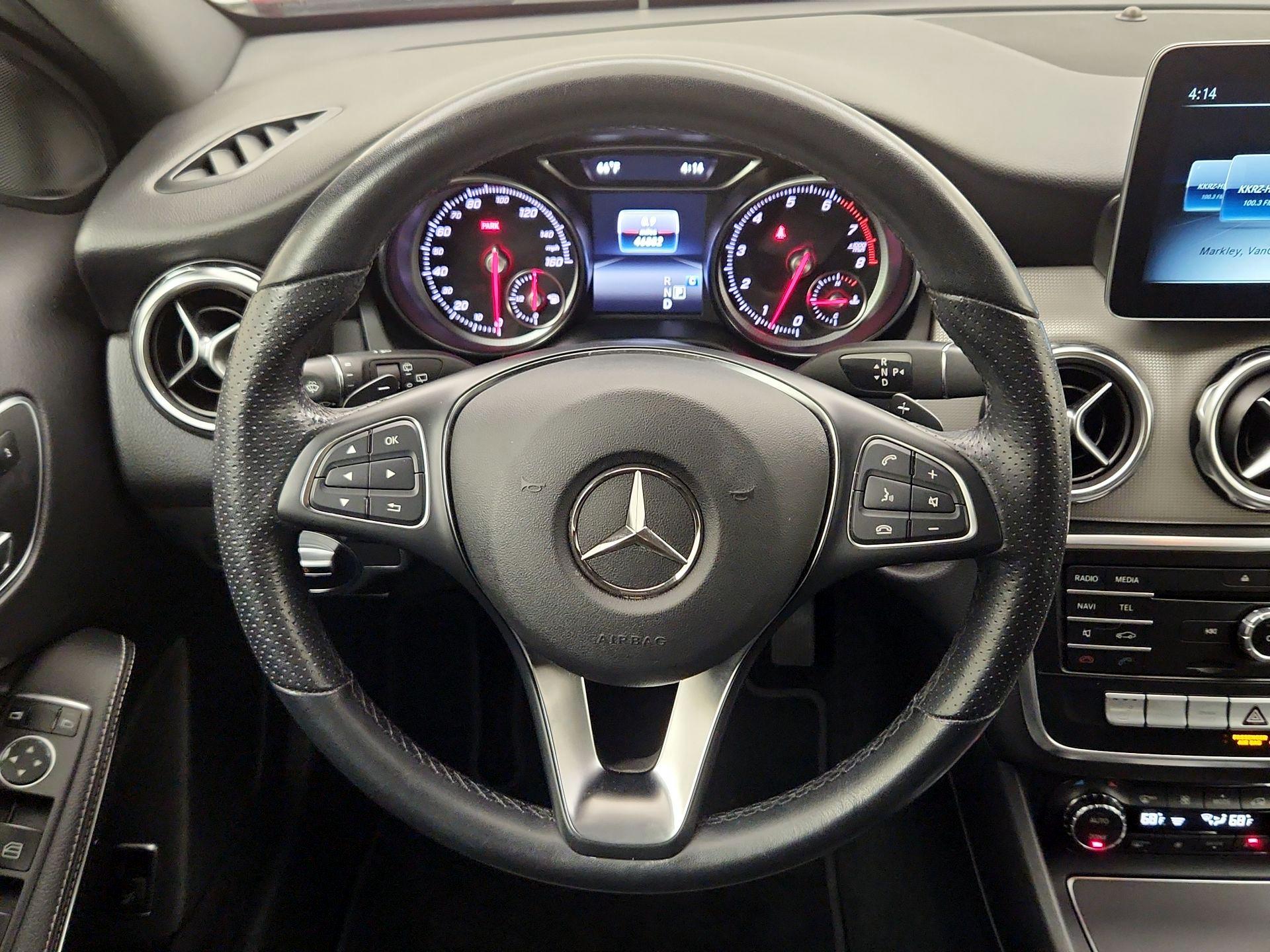 Thumbnail: 2020 Mercedes-Benz GLA - 10