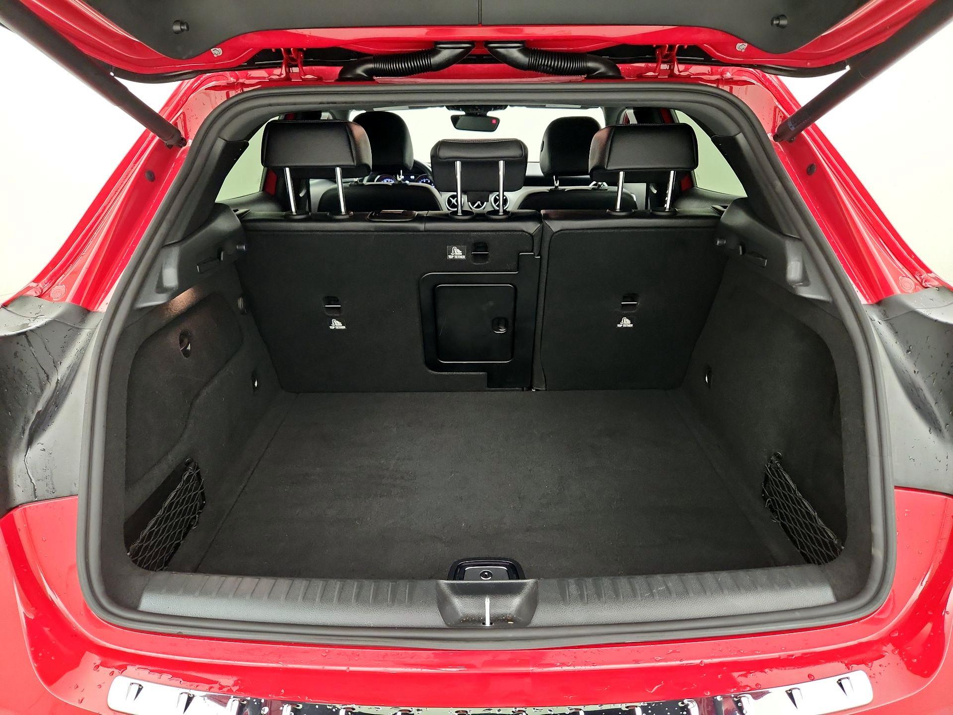 Thumbnail: 2020 Mercedes-Benz GLA - 20