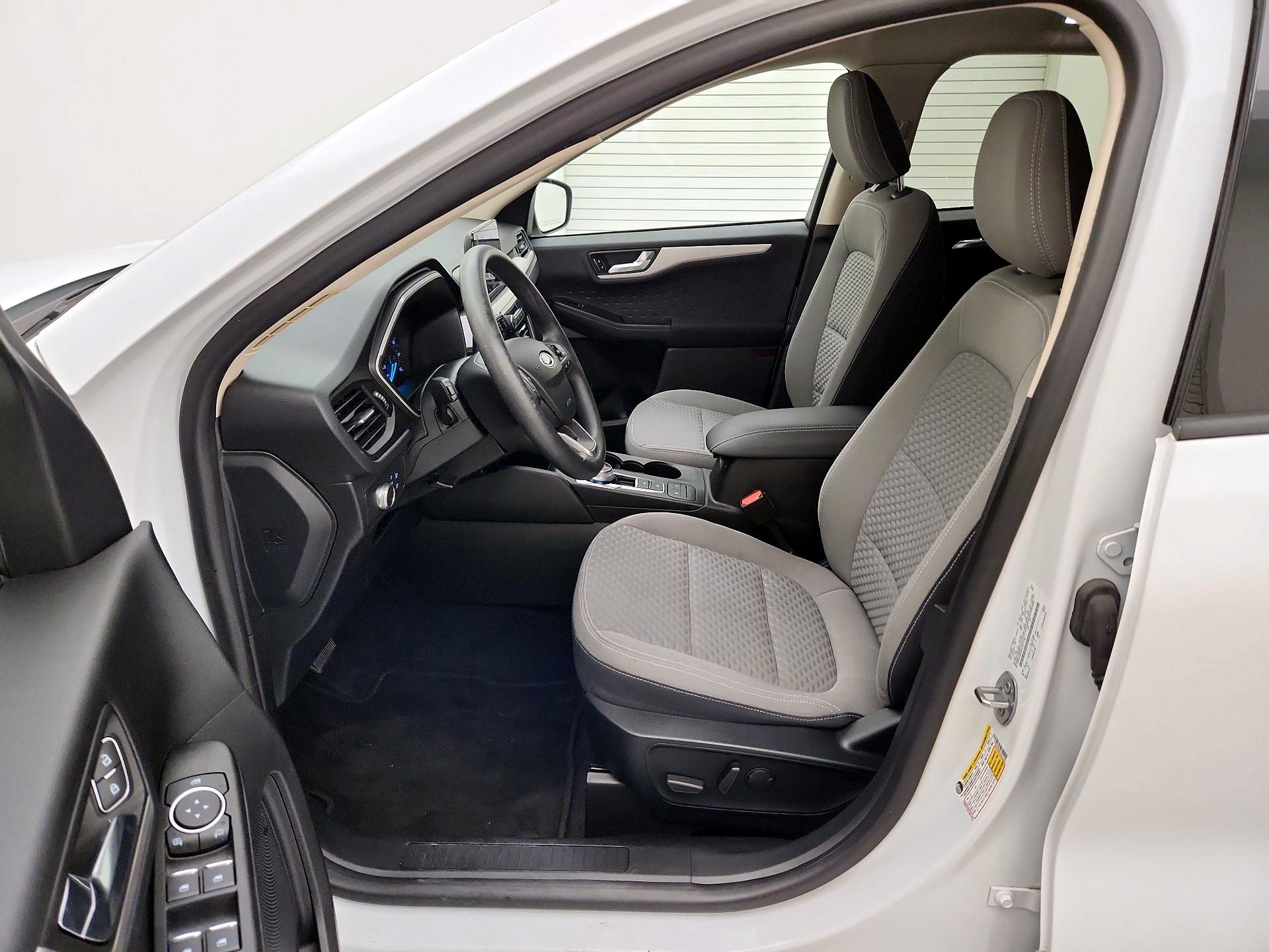 Thumbnail: 2020 Ford Escape - 11