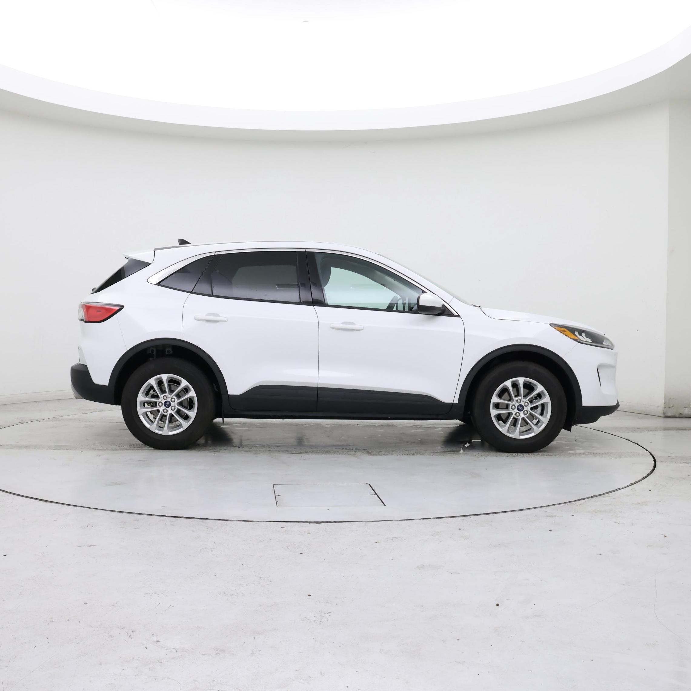 Thumbnail: 2020 Ford Escape - 7