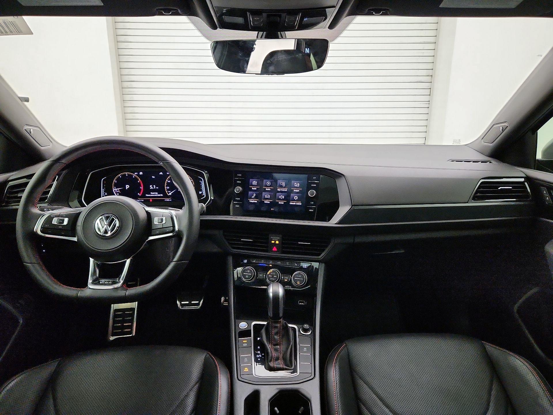 Thumbnail: 2020 Volkswagen Jetta - 9