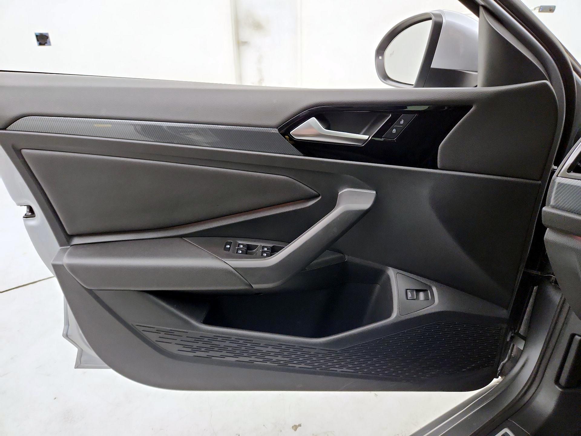 Thumbnail: 2020 Volkswagen Jetta - 12