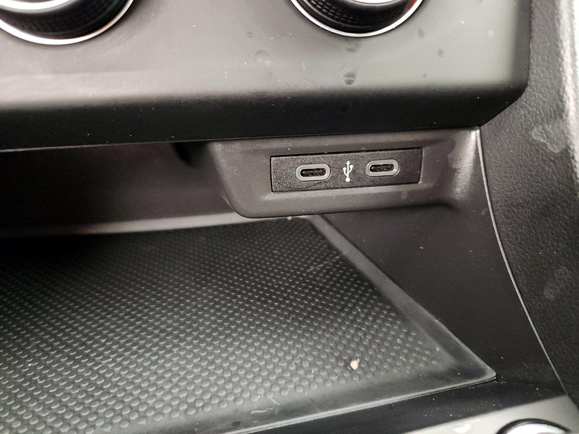 Thumbnail: 2020 Volkswagen Jetta - 18