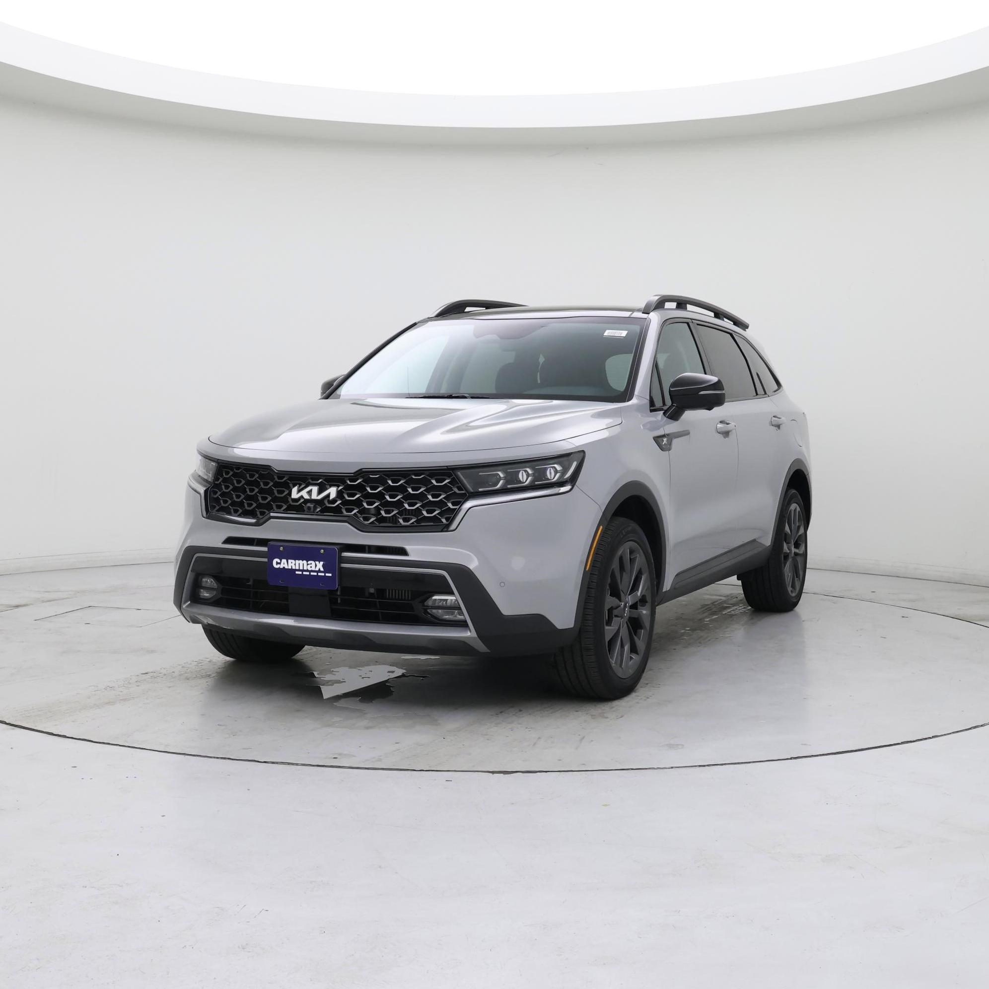 Thumbnail: 2023 Kia Sorento - 4
