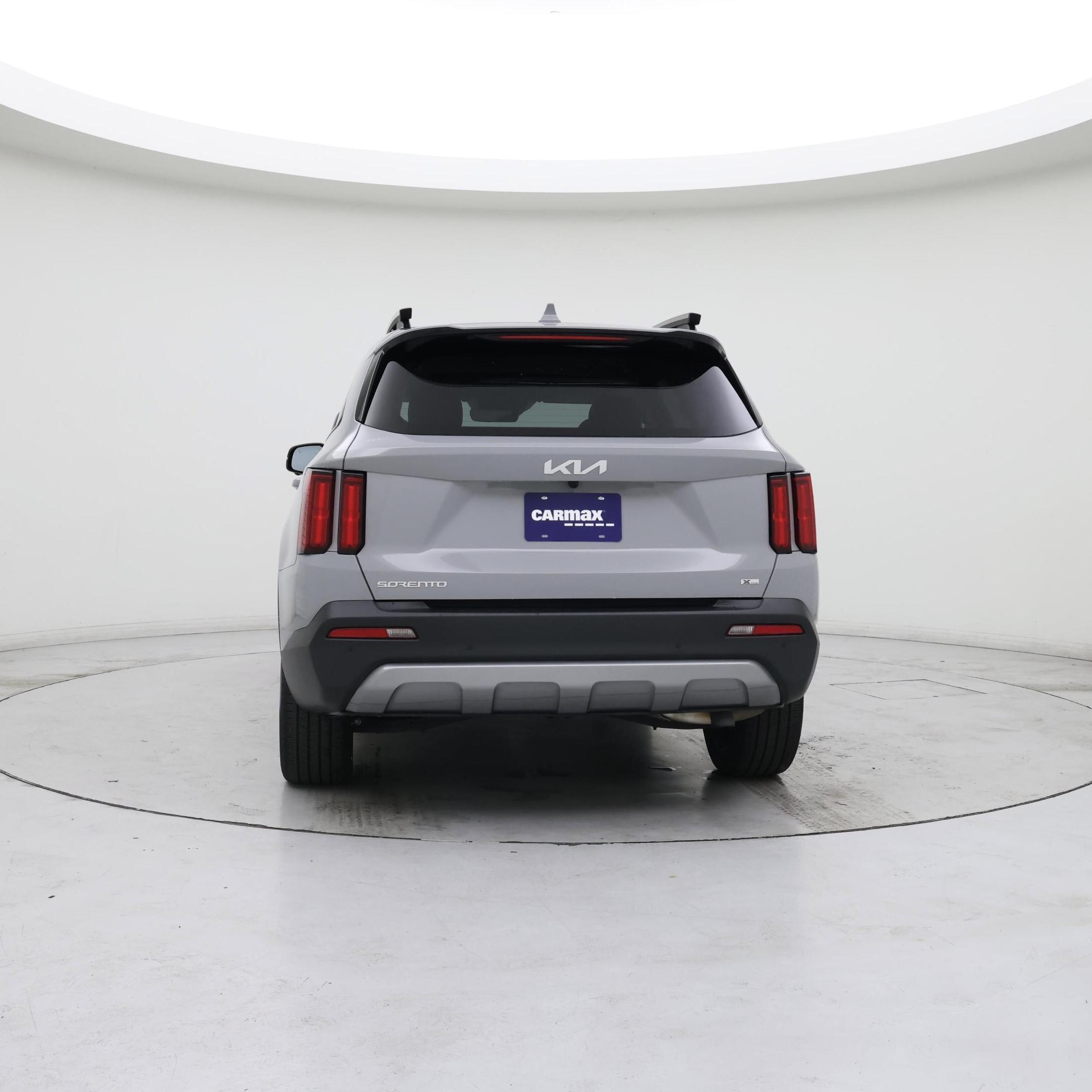 Thumbnail: 2023 Kia Sorento - 6