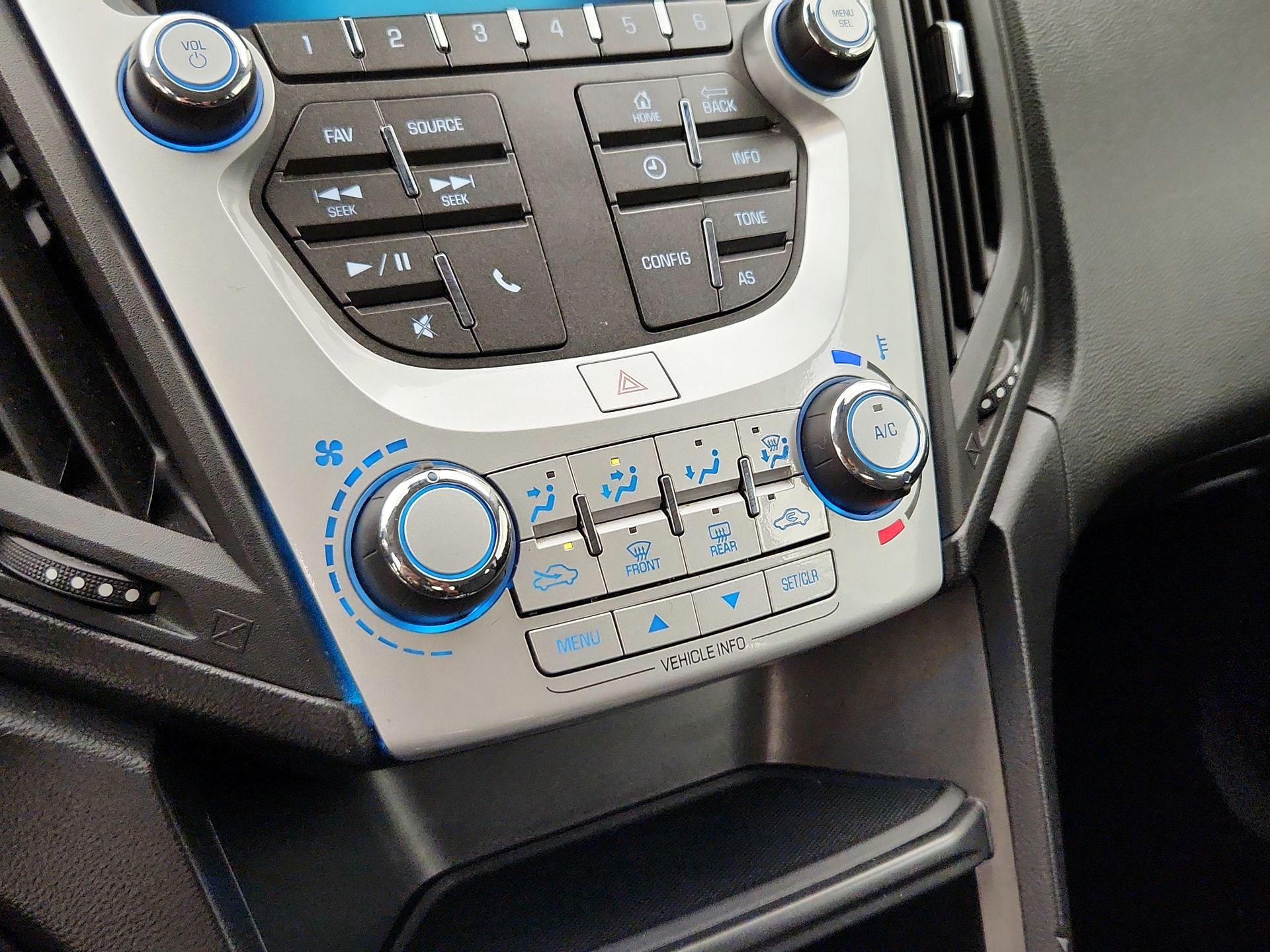 Thumbnail: 2016 Chevrolet Equinox - 15
