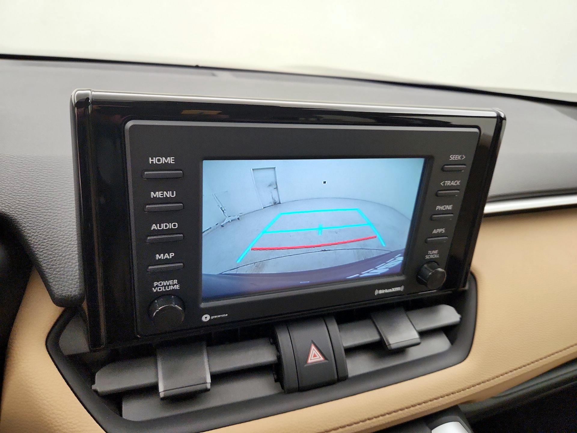 Thumbnail: 2020 Toyota RAV4 - 14