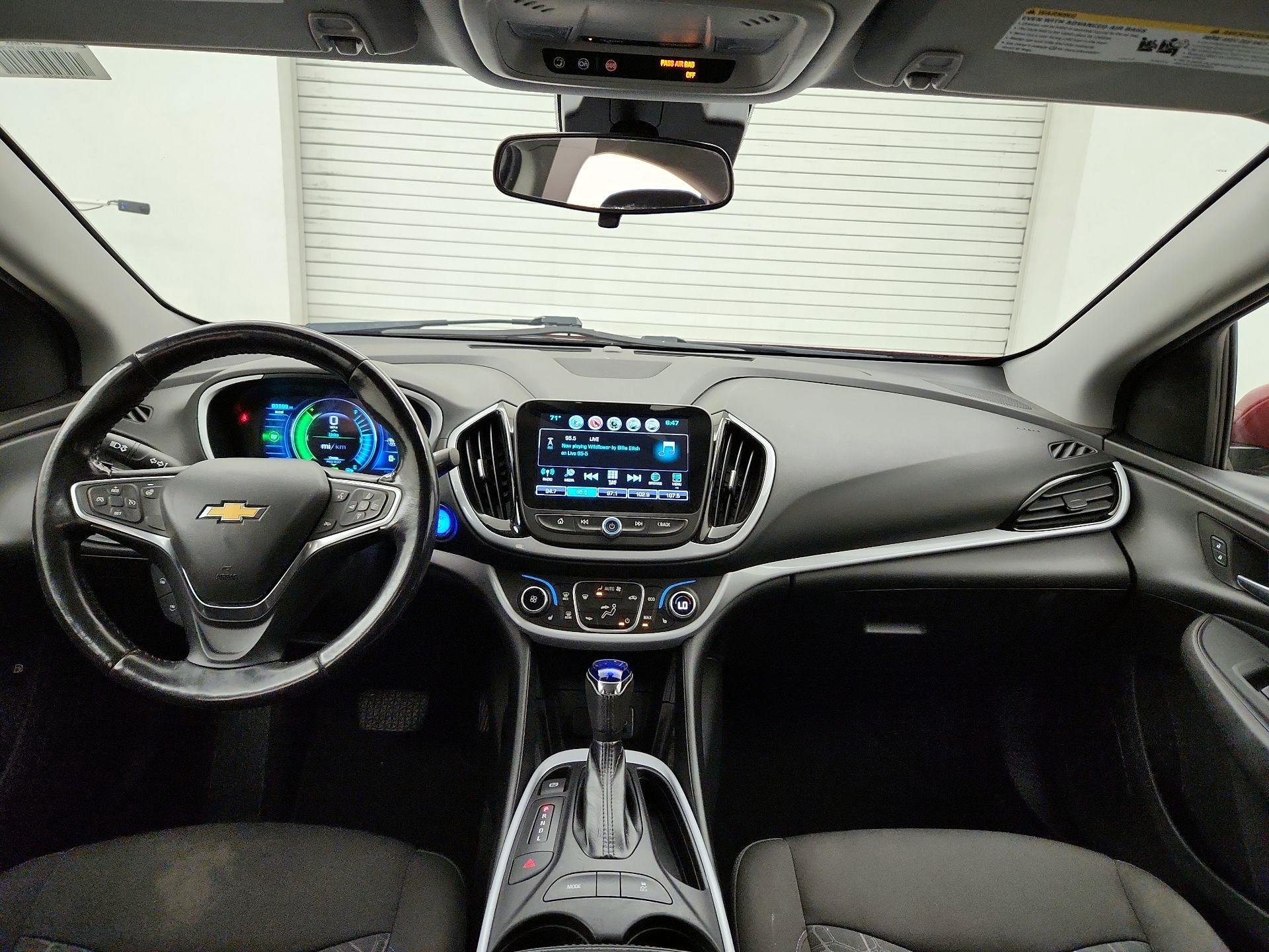 Thumbnail: 2018 Chevrolet Volt - 9