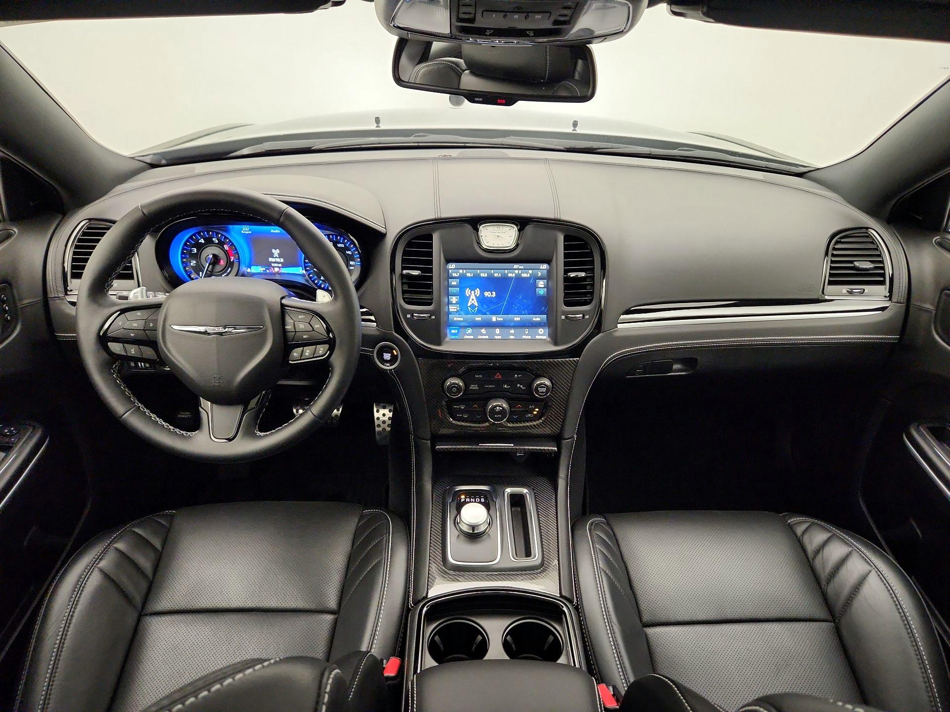 Thumbnail: 2023 Chrysler 300 - 9