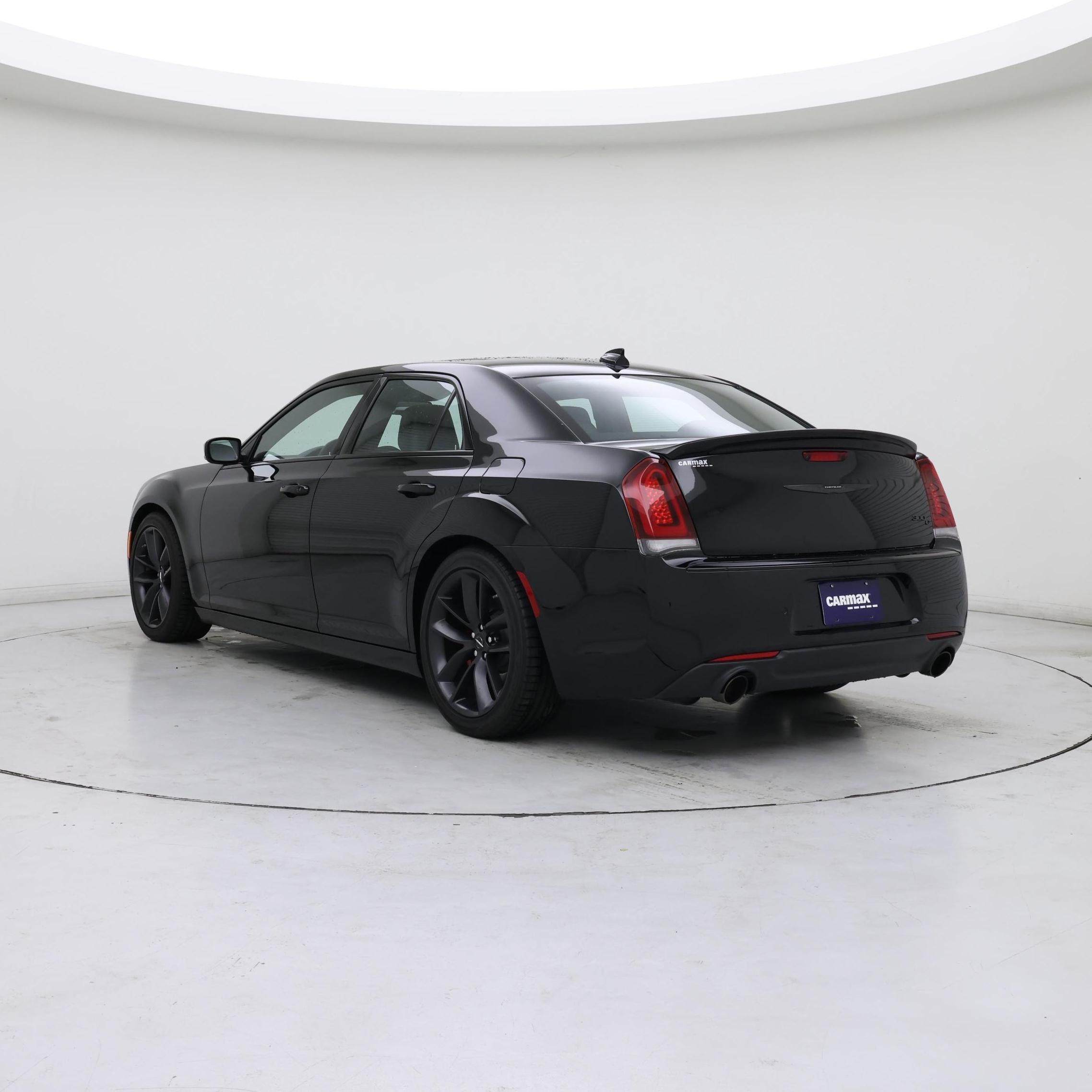 Thumbnail: 2023 Chrysler 300 - 2