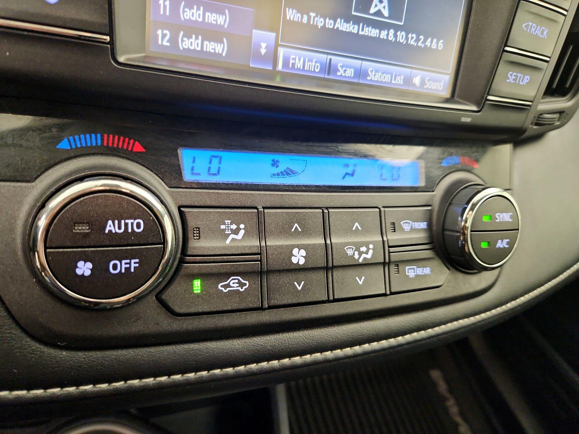 Thumbnail: 2018 Toyota RAV4 - 16
