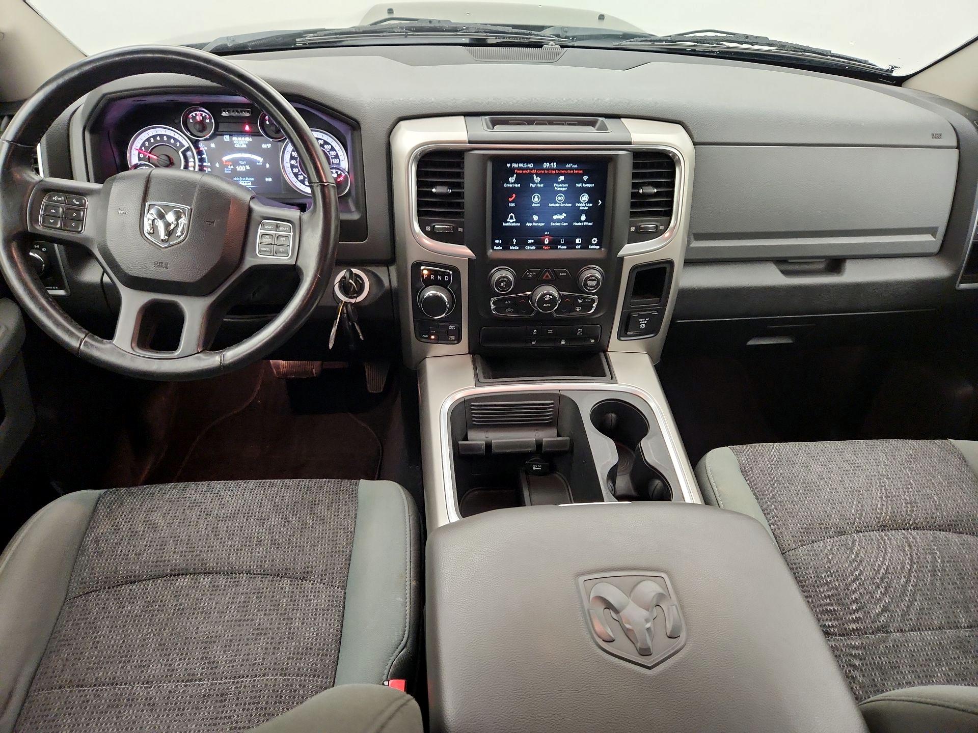 Thumbnail: 2019 RAM 1500 Classic - 9