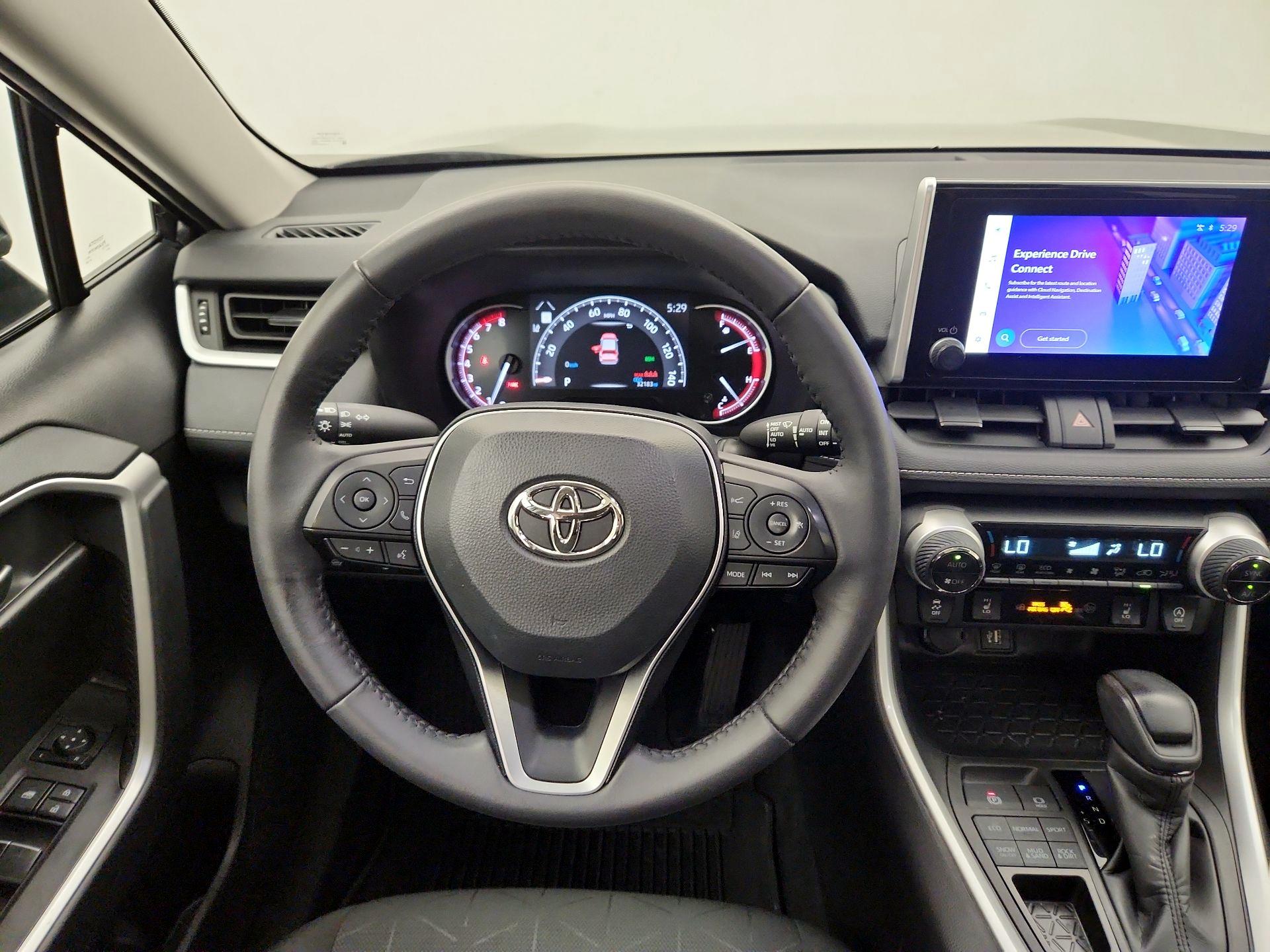 Thumbnail: 2023 Toyota RAV4 - 10