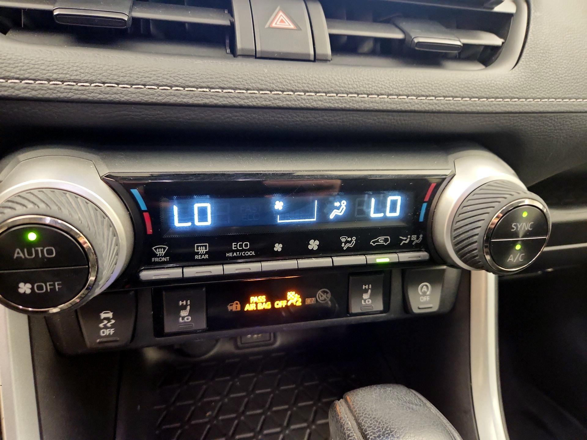 Thumbnail: 2023 Toyota RAV4 - 16
