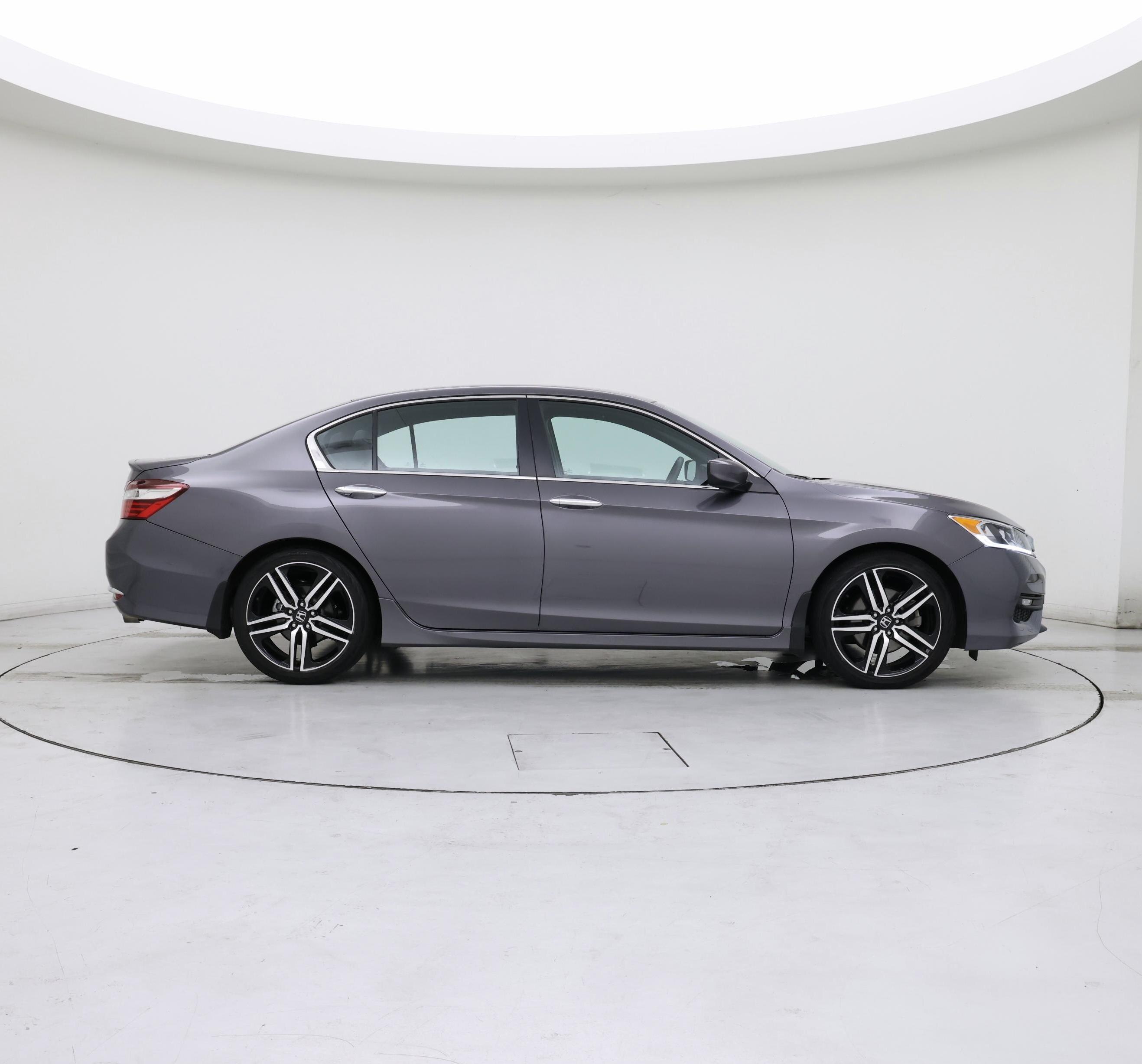 Thumbnail: 2017 Honda Accord - 7