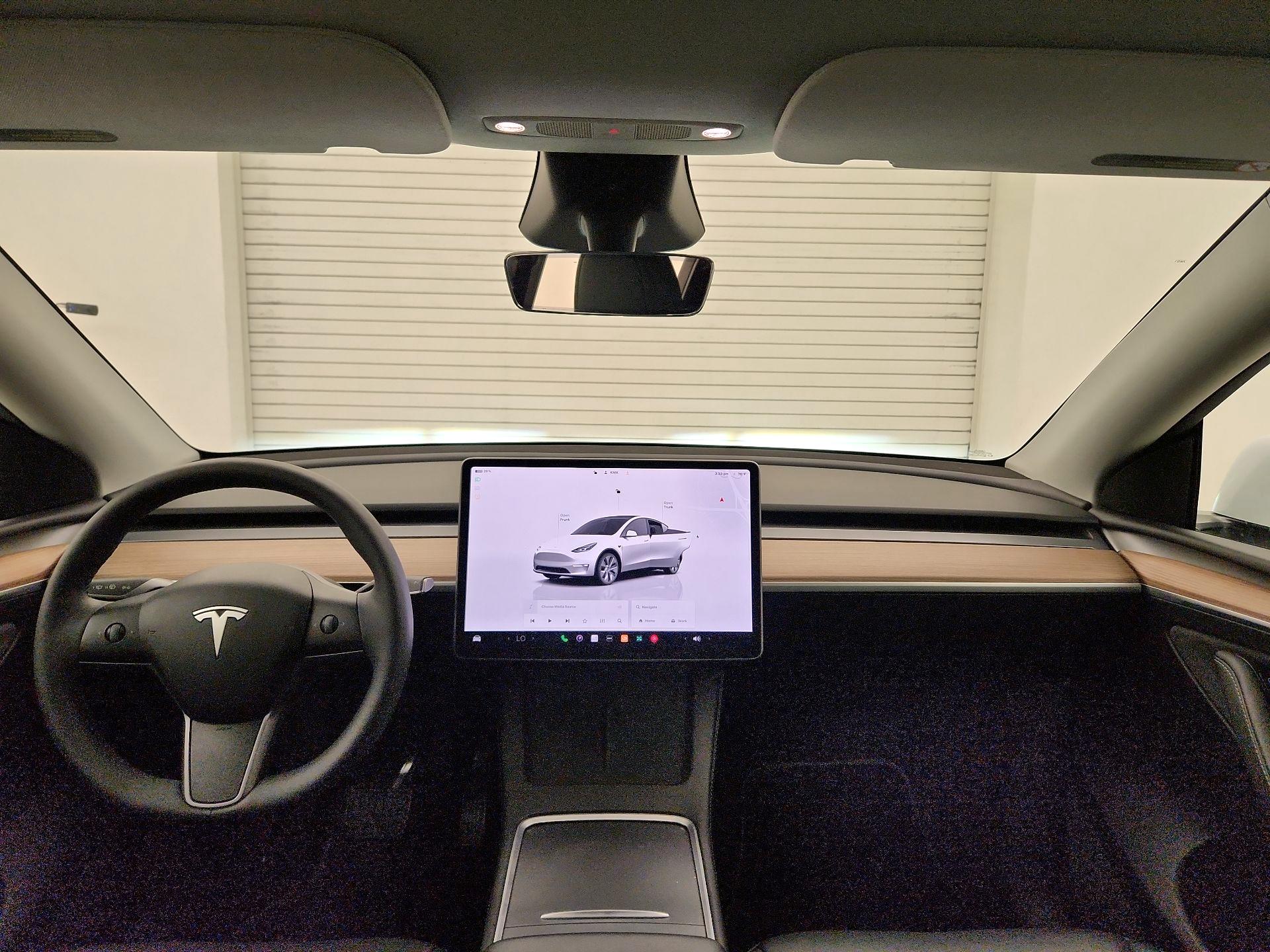 Thumbnail: 2024 Tesla Model Y - 9