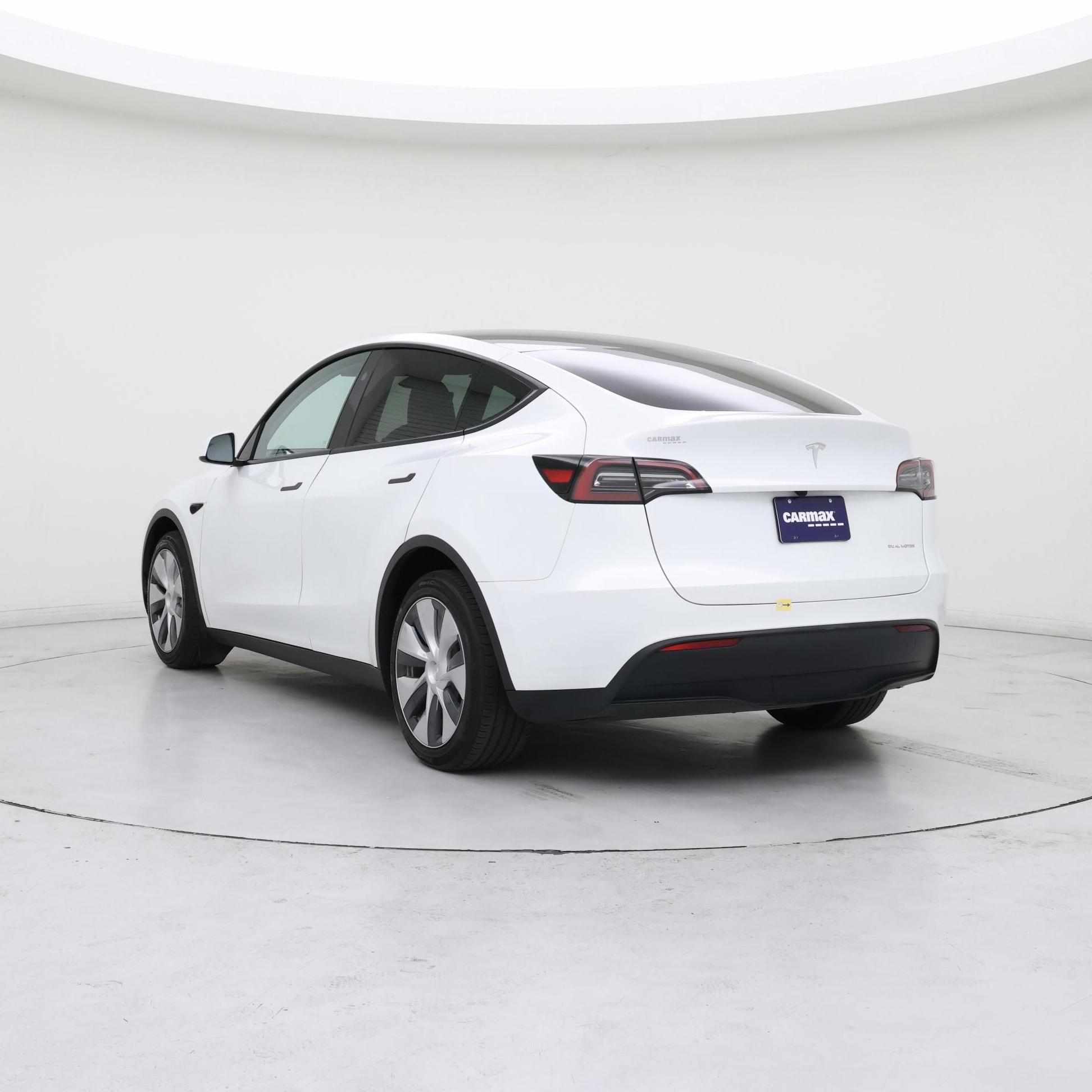 Thumbnail: 2024 Tesla Model Y - 2