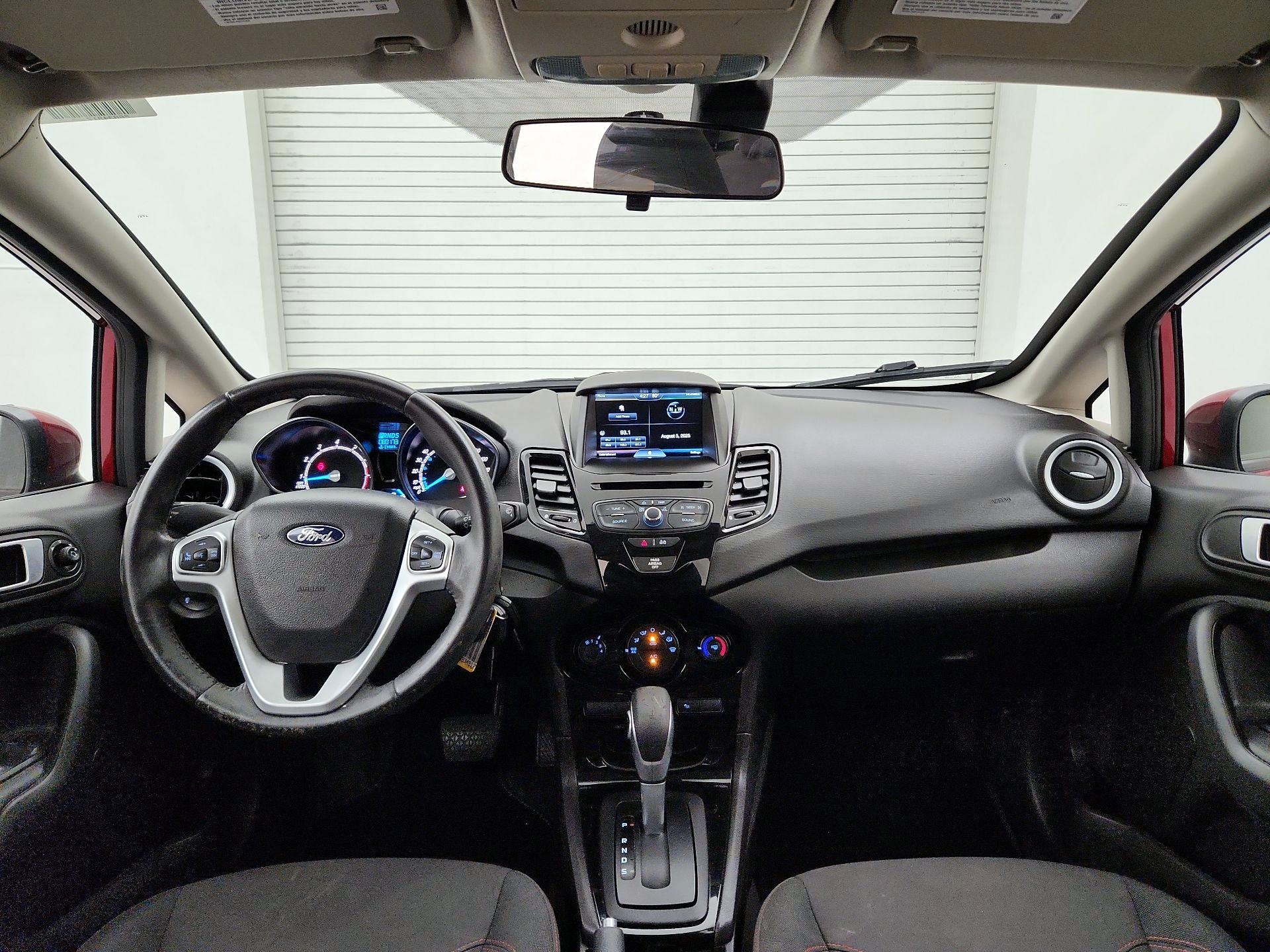 Thumbnail: 2015 Ford Fiesta - 9