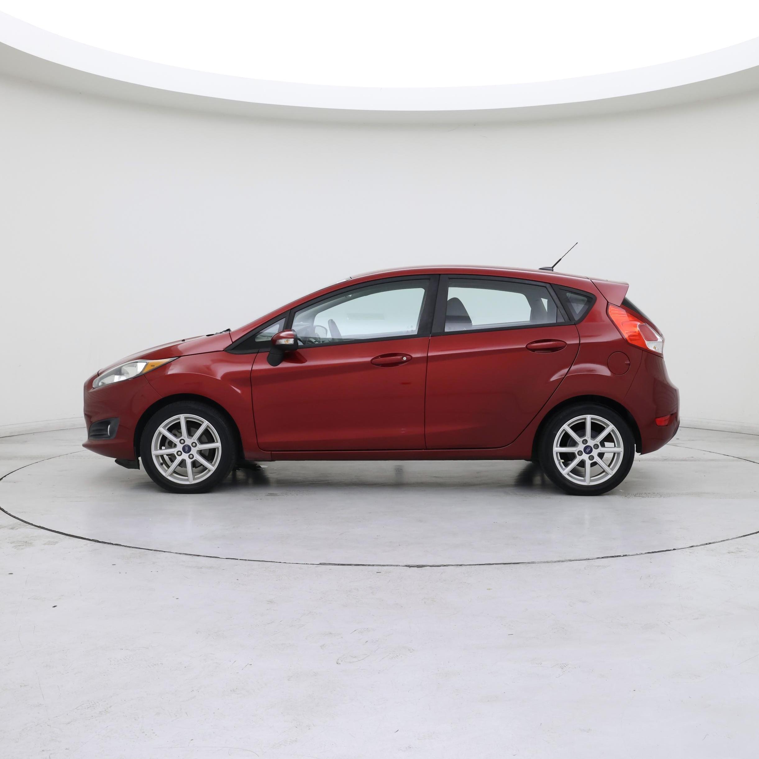 Thumbnail: 2015 Ford Fiesta - 3