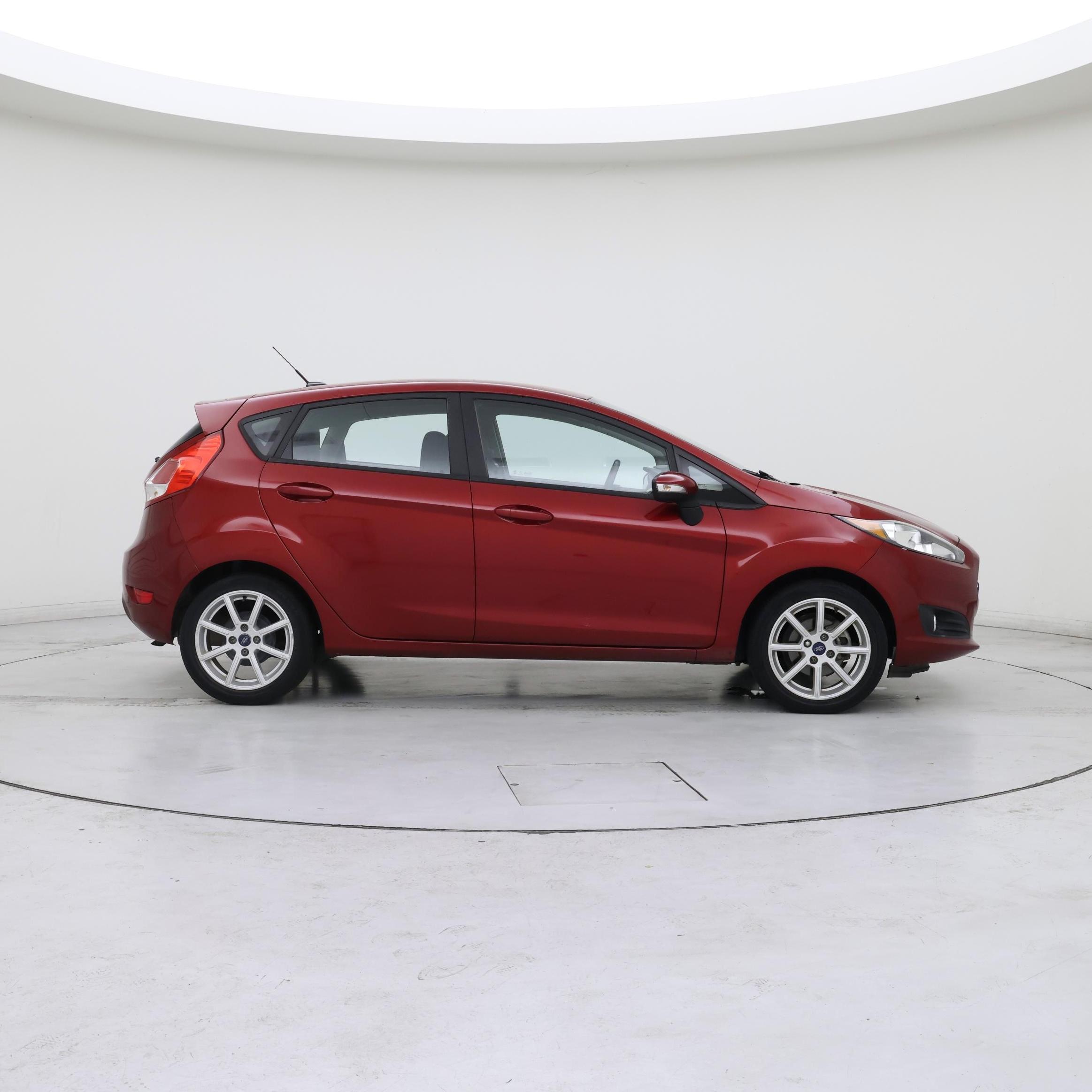 Thumbnail: 2015 Ford Fiesta - 7