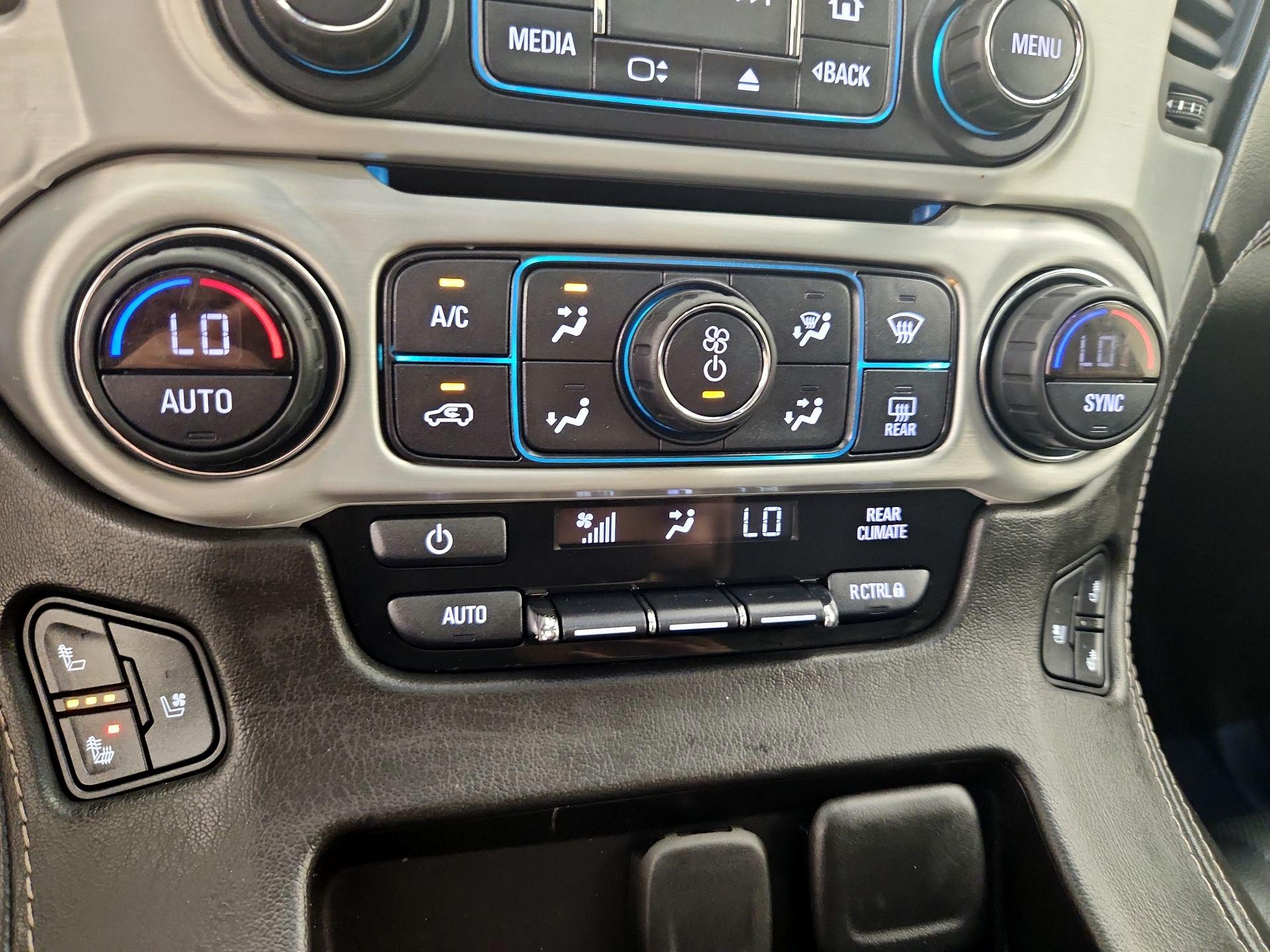 Thumbnail: 2019 GMC Yukon - 17