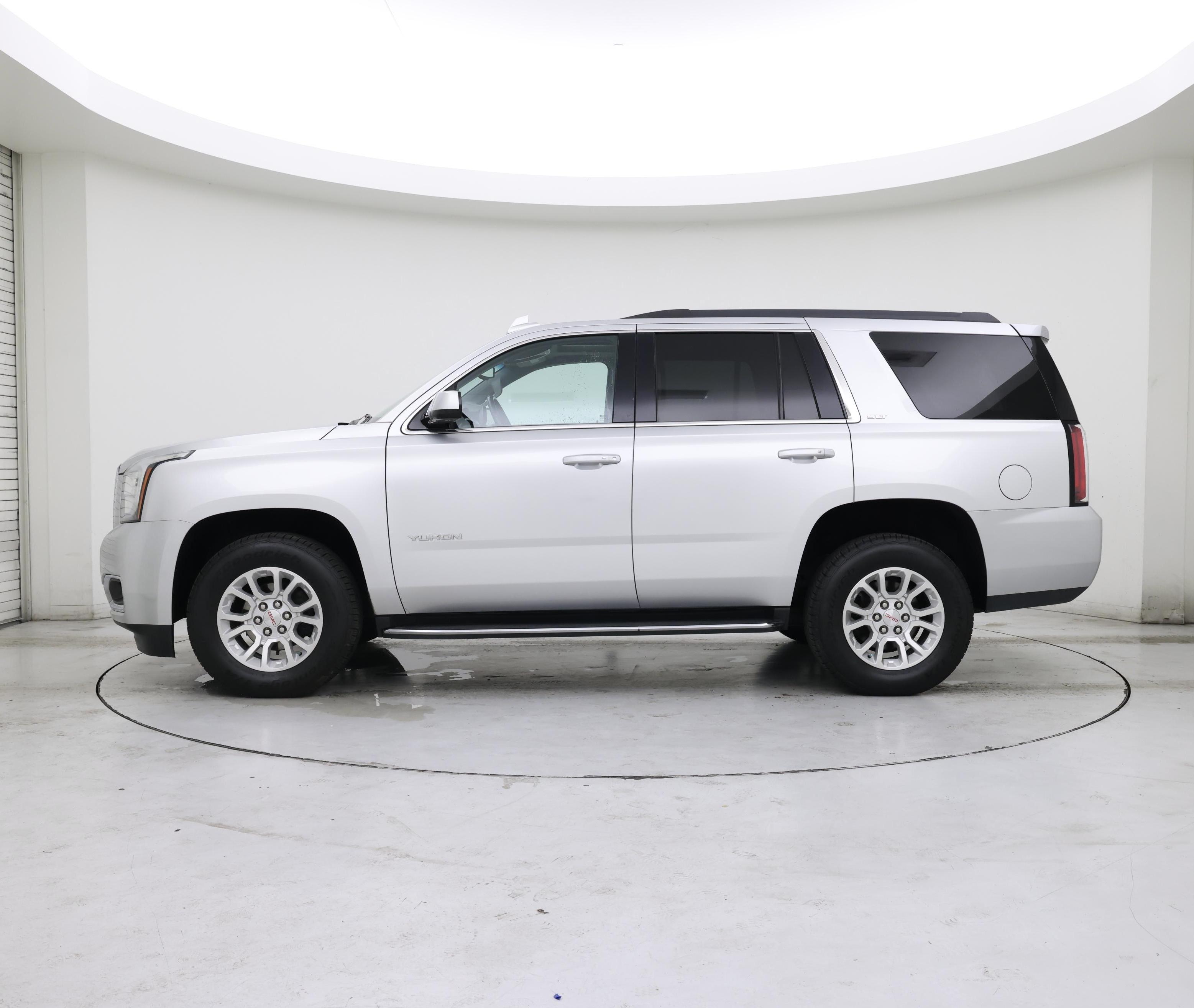 Thumbnail: 2019 GMC Yukon - 3