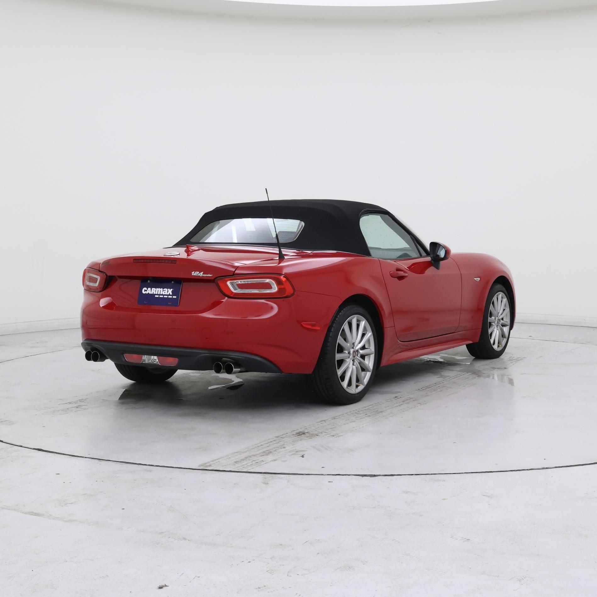 Thumbnail: 2017 Fiat 124 Spider - 8